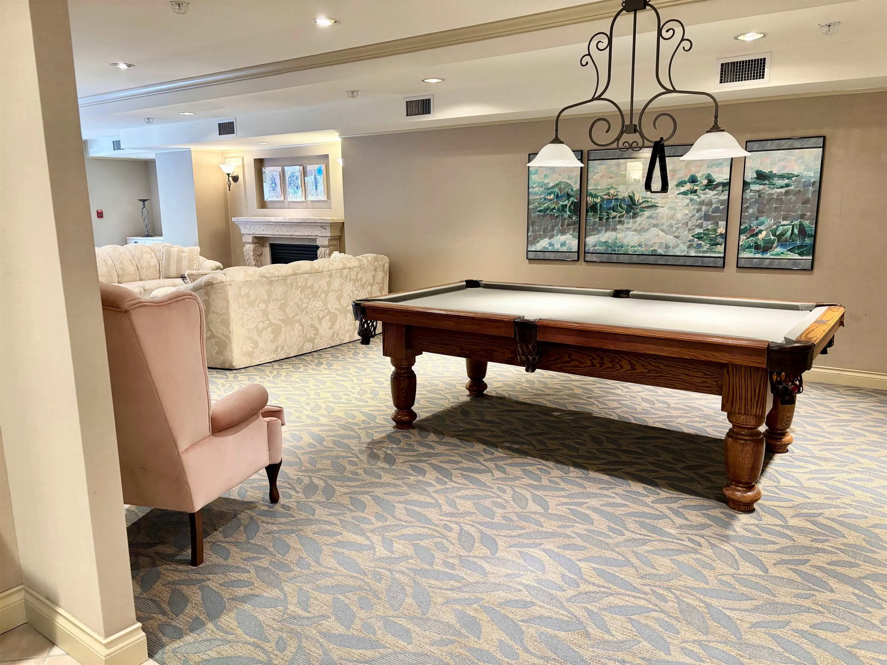 705 5615 Hampton Place