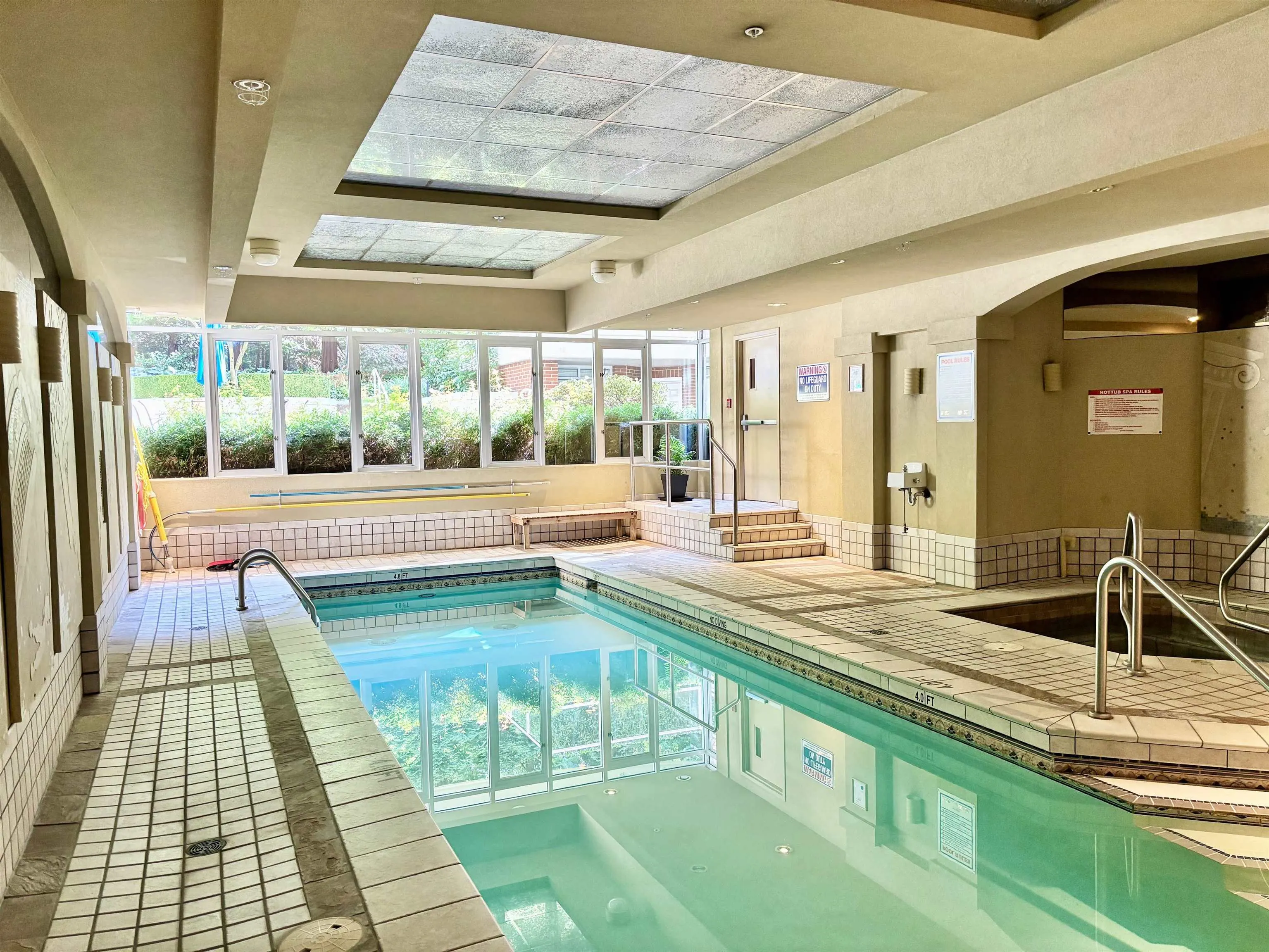 705 5615 Hampton Place