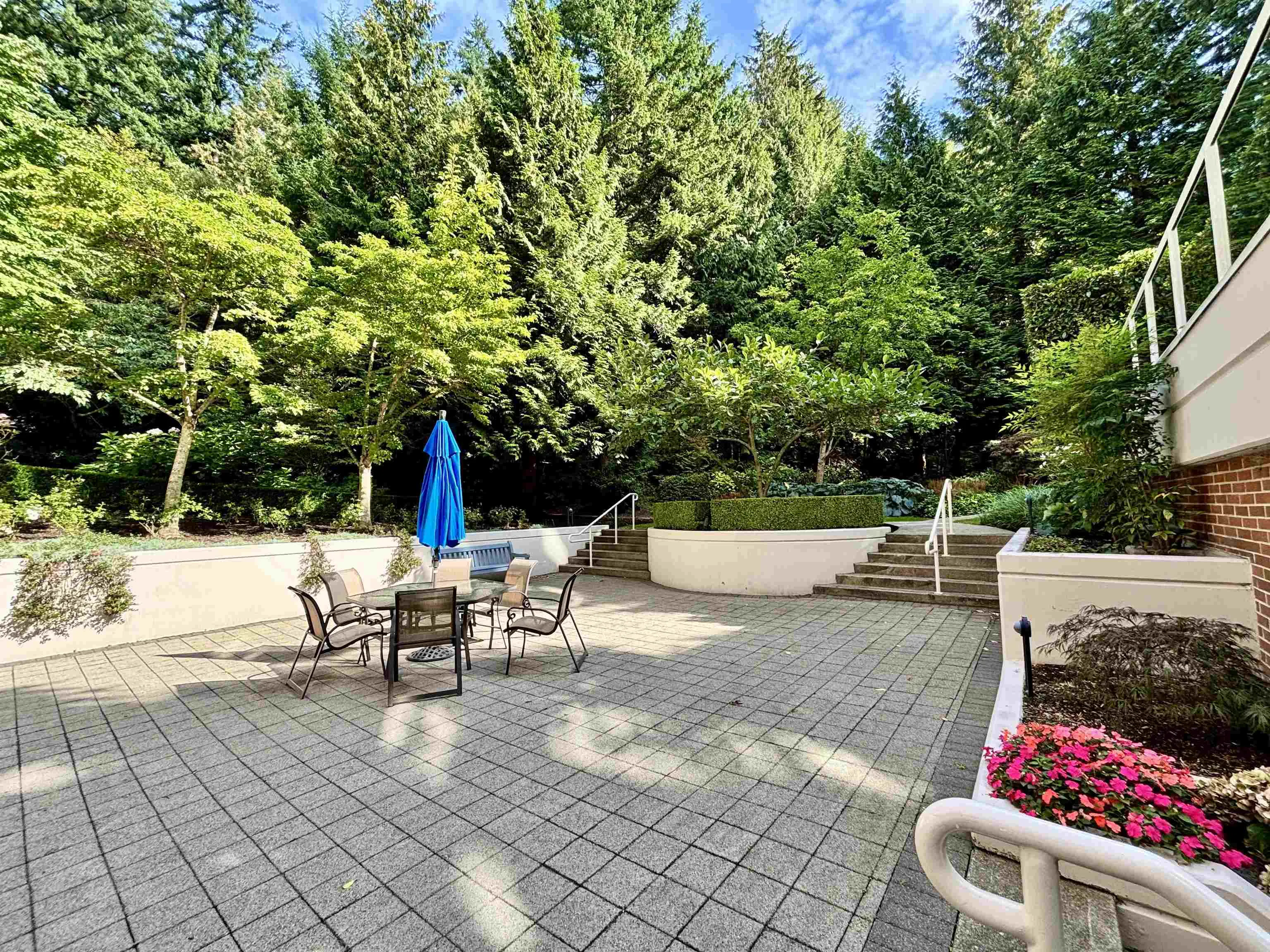 705 5615 Hampton Place