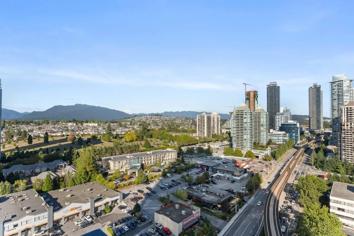 2107 4168 Lougheed Highway