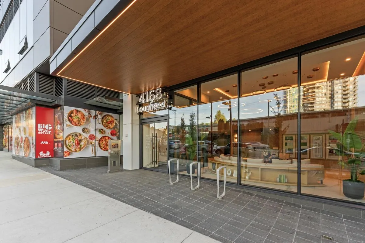 2107 4168 Lougheed Highway