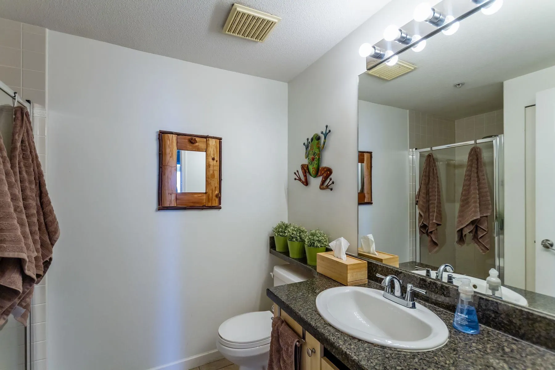 302 3608 Deercrest Drive