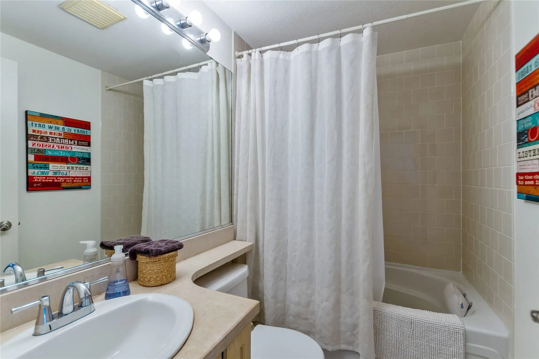 302 3608 Deercrest Drive