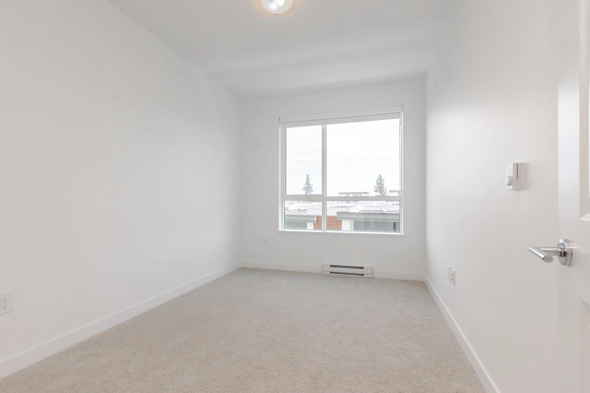 B403 20834 80 Avenue