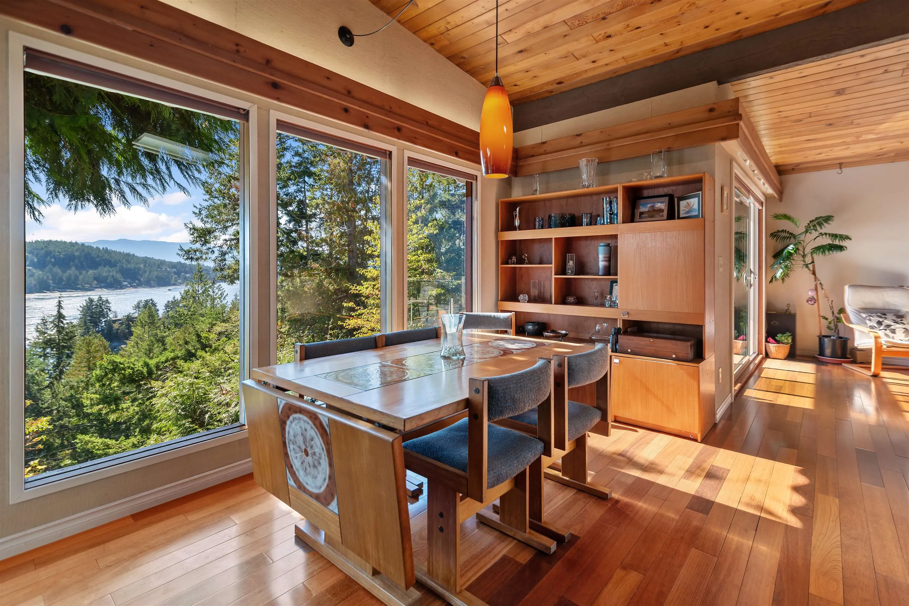 4837 Sinclair Bay Road