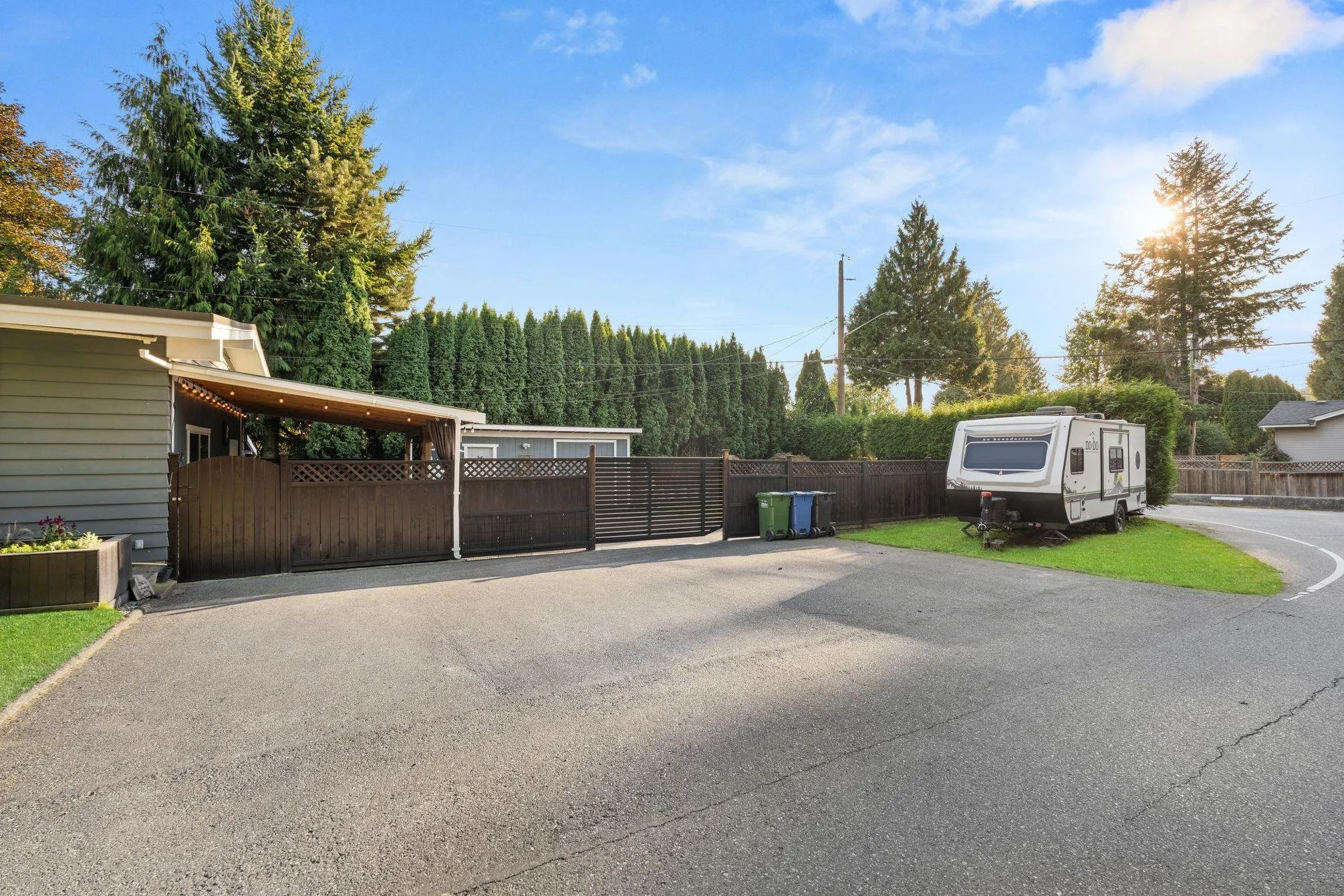 33690 Beechwood Drive