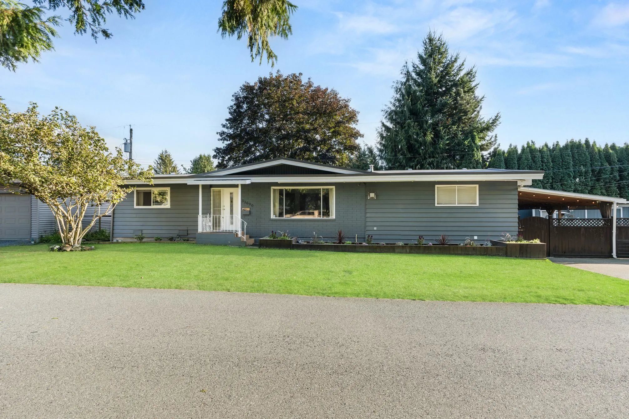 33690 Beechwood Drive