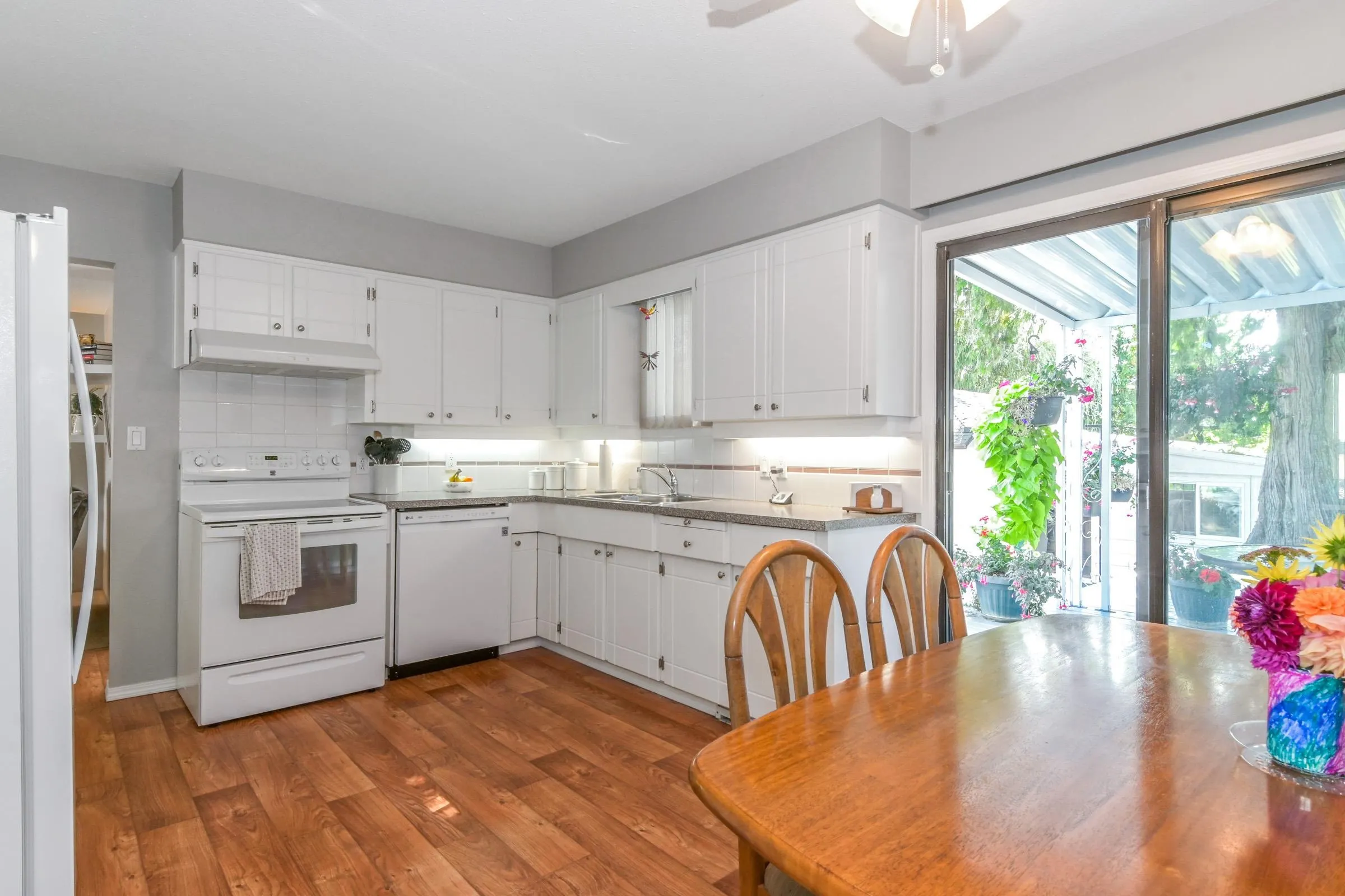 14022 92 Avenue
