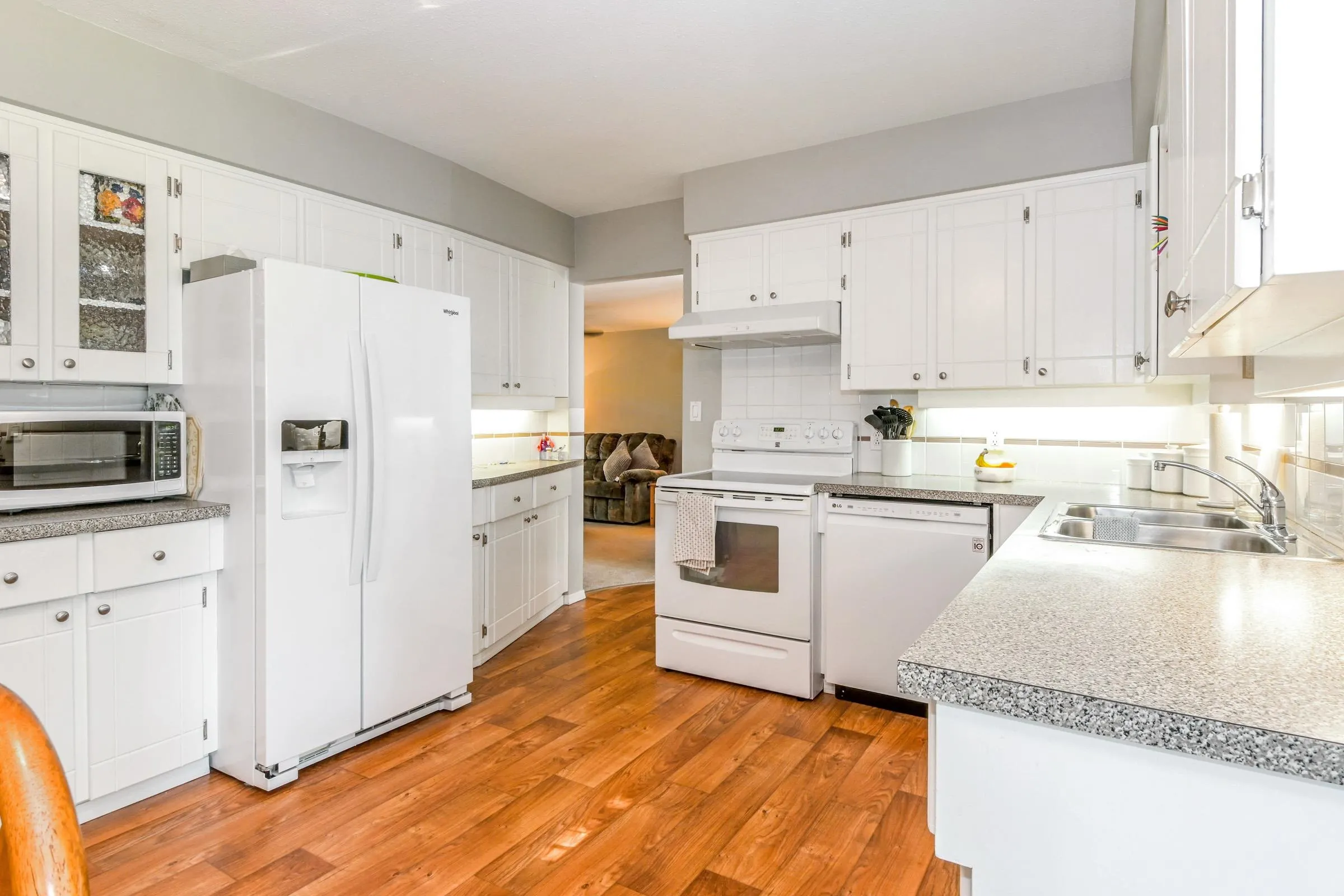 14022 92 Avenue