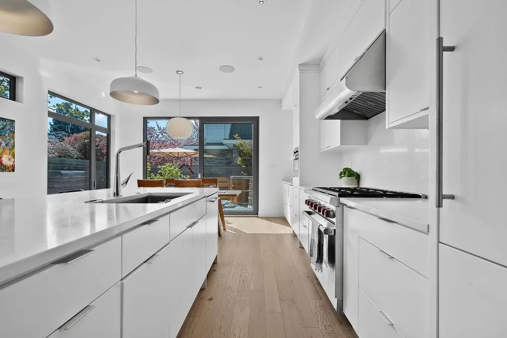 11711 Yoshida Court