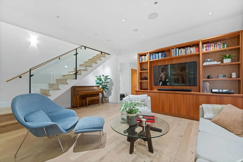 11711 Yoshida Court