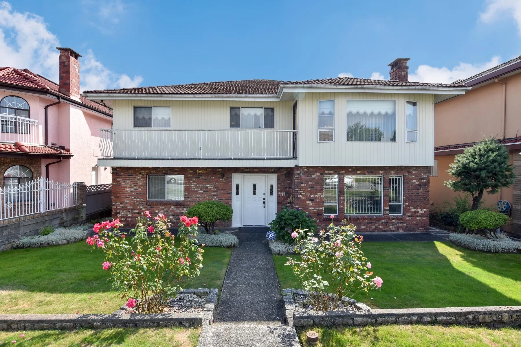 4462 Napier Street