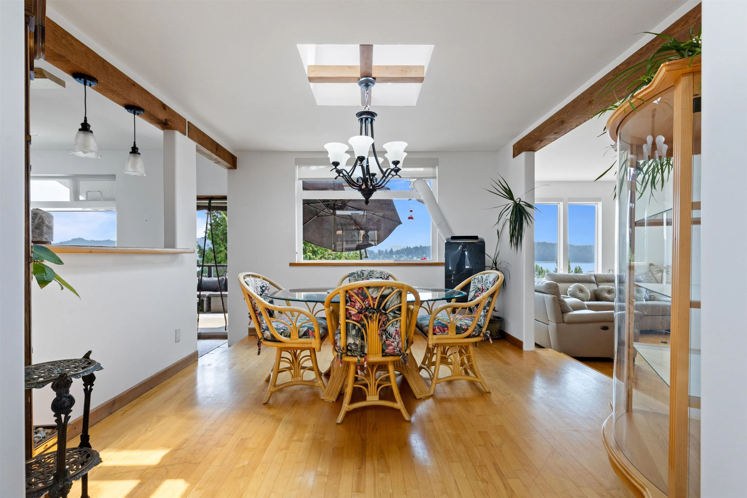 556 Seaview Road