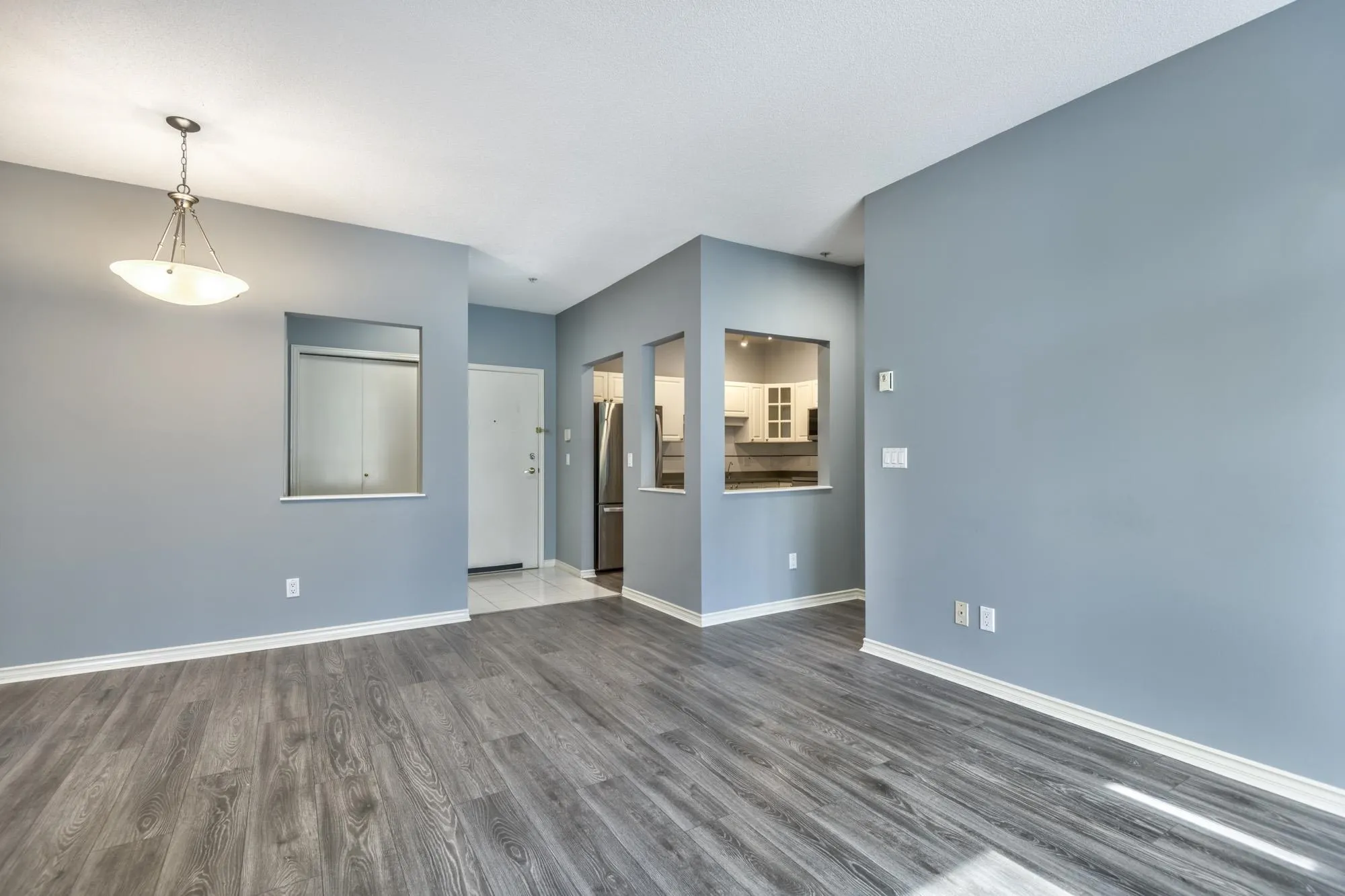 413 8100 Jones Road