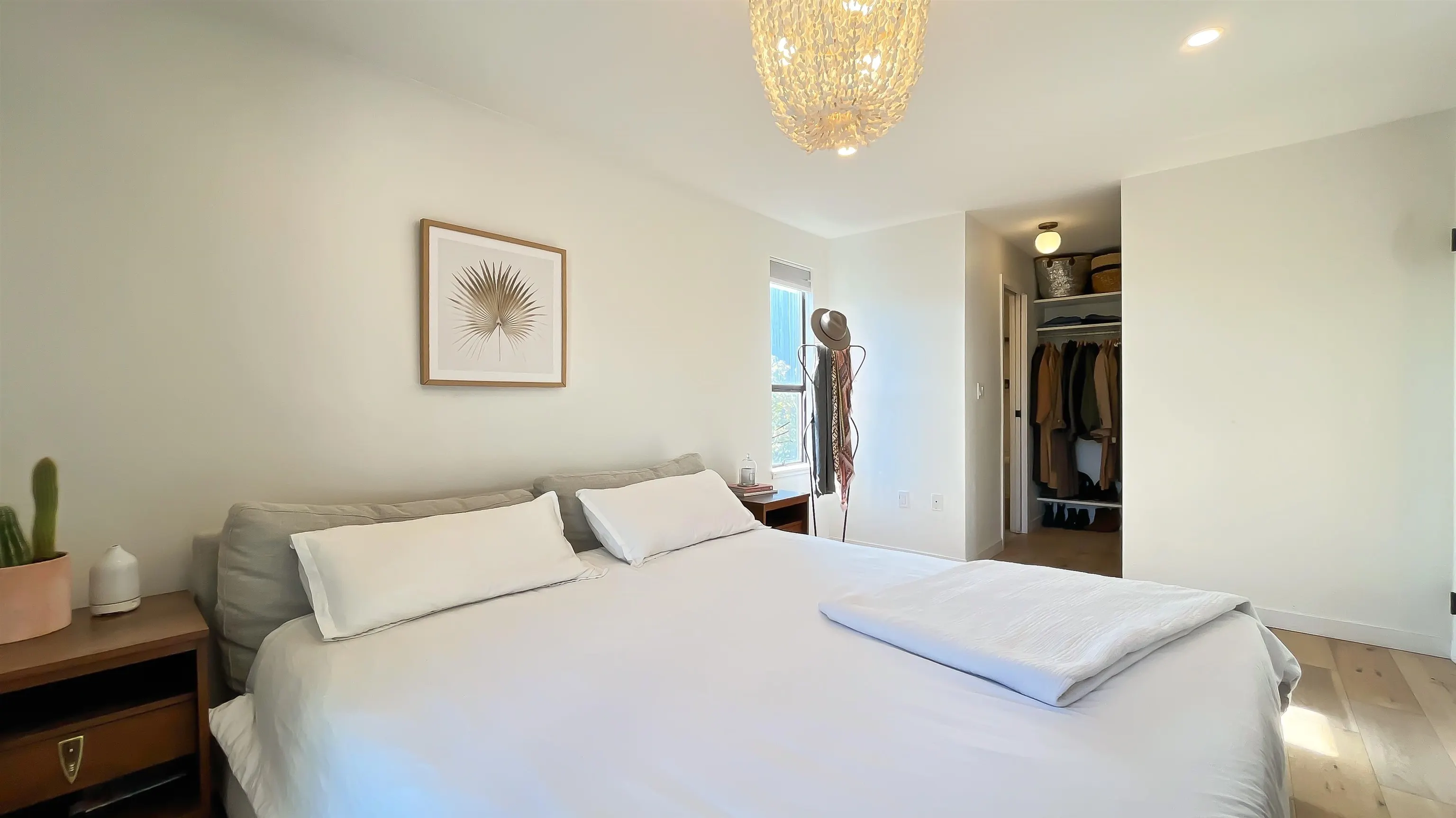 602 1165 Burnaby Street