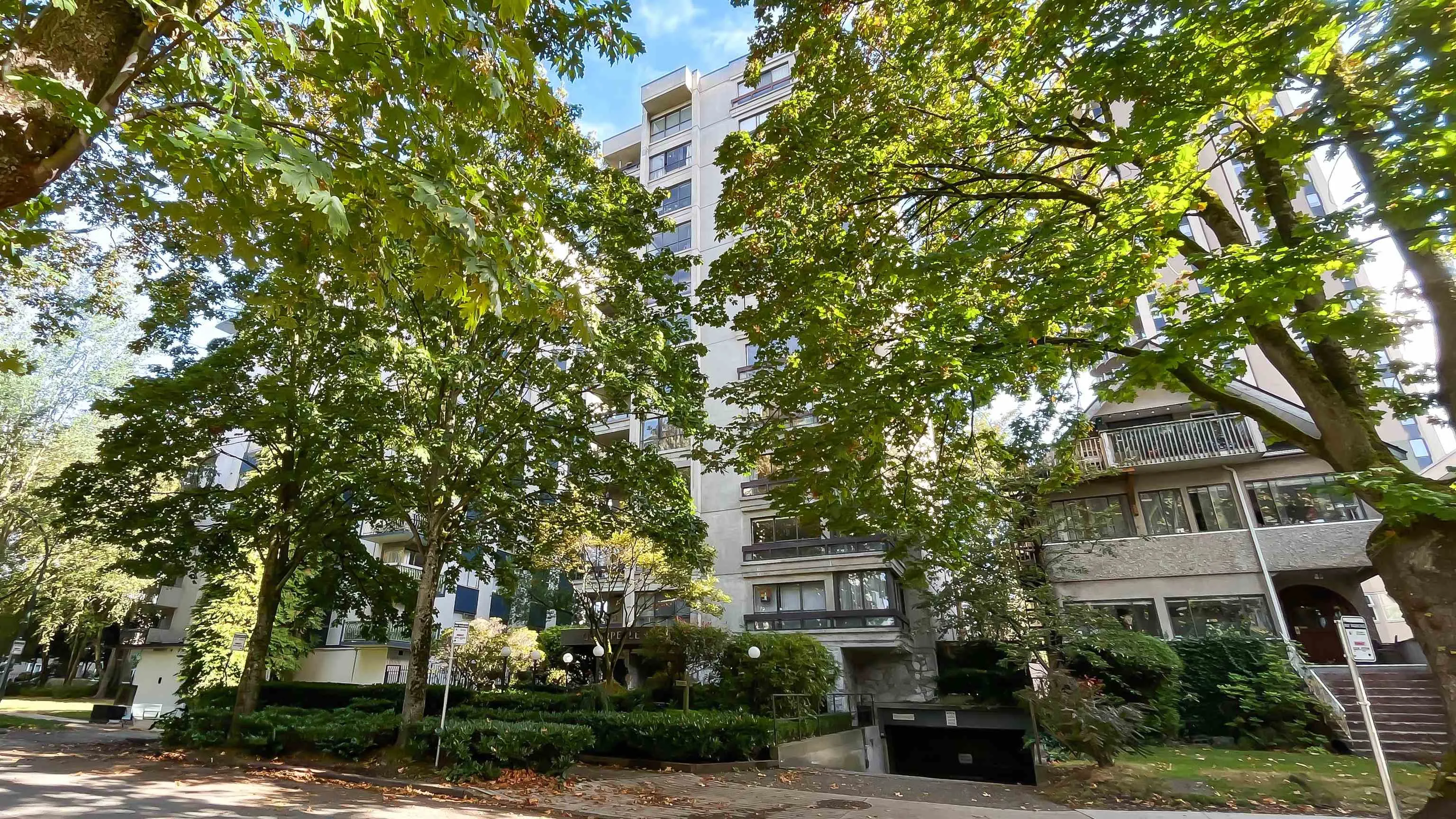 602 1165 Burnaby Street