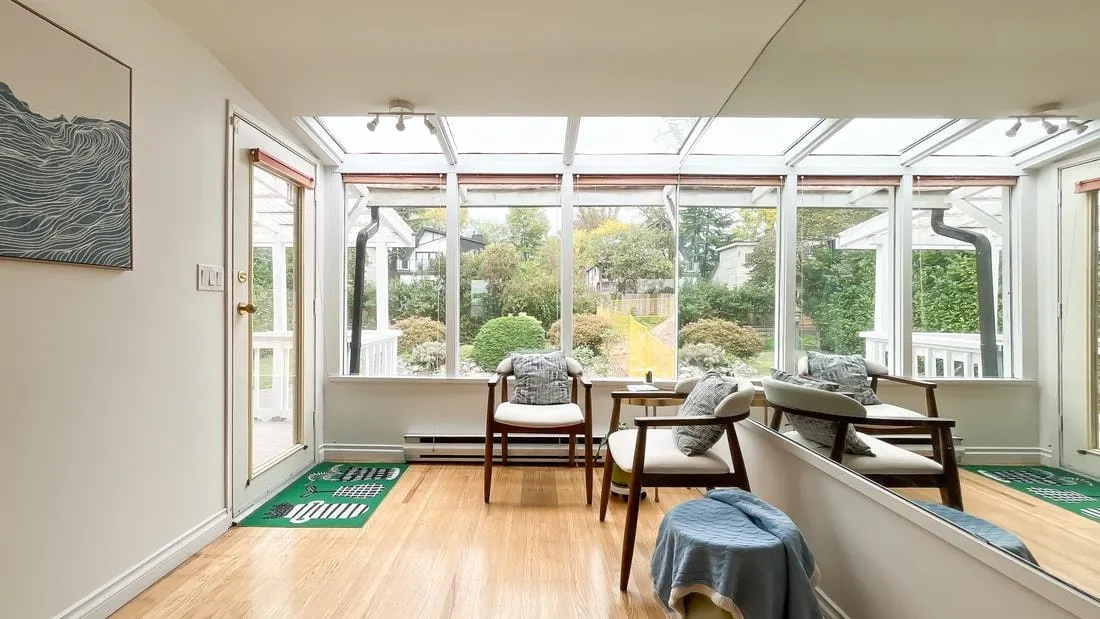 316 W Queens Road