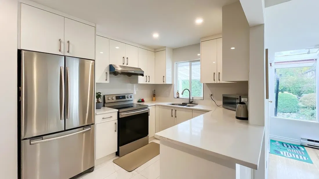316 W Queens Road