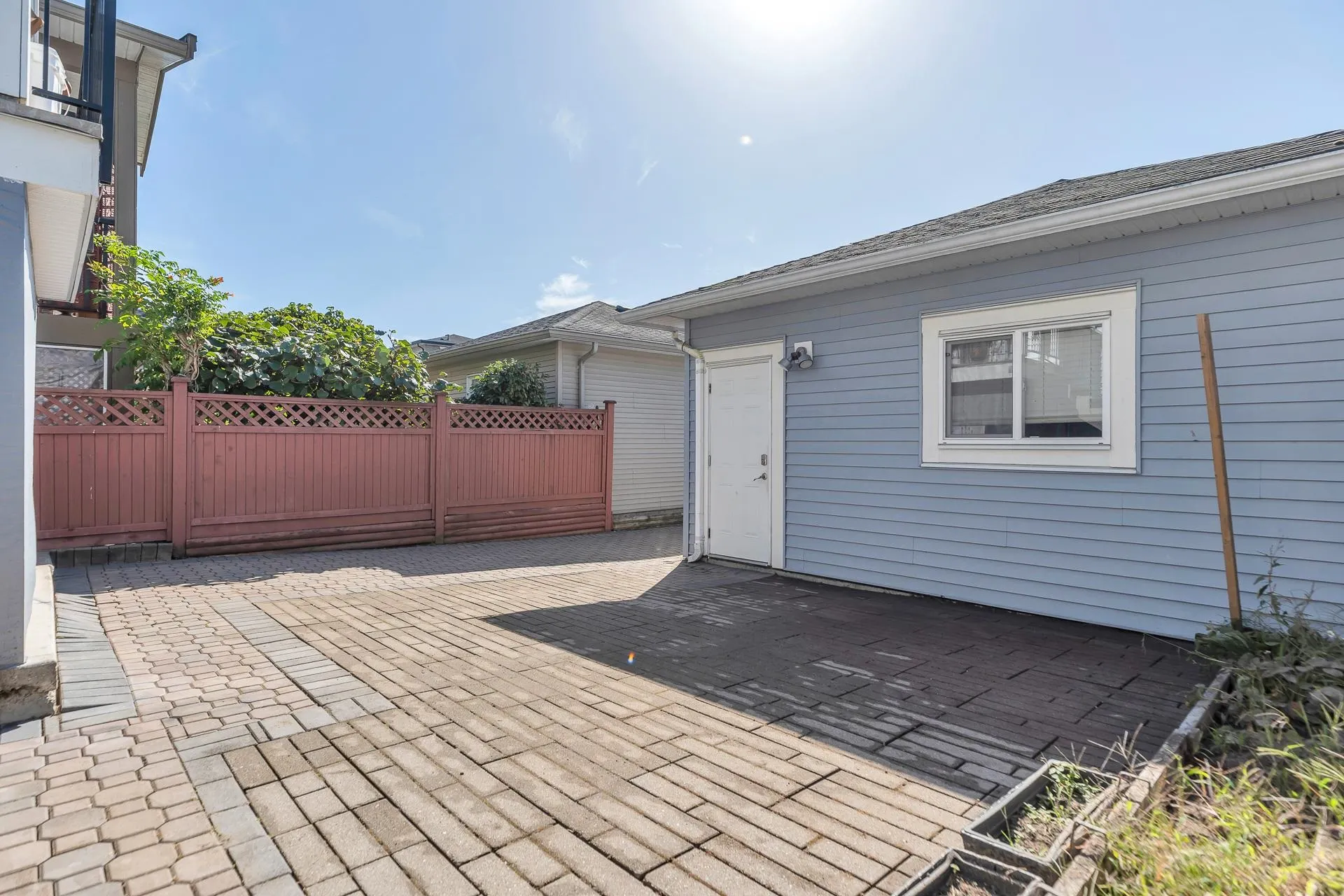 216 Hume Street