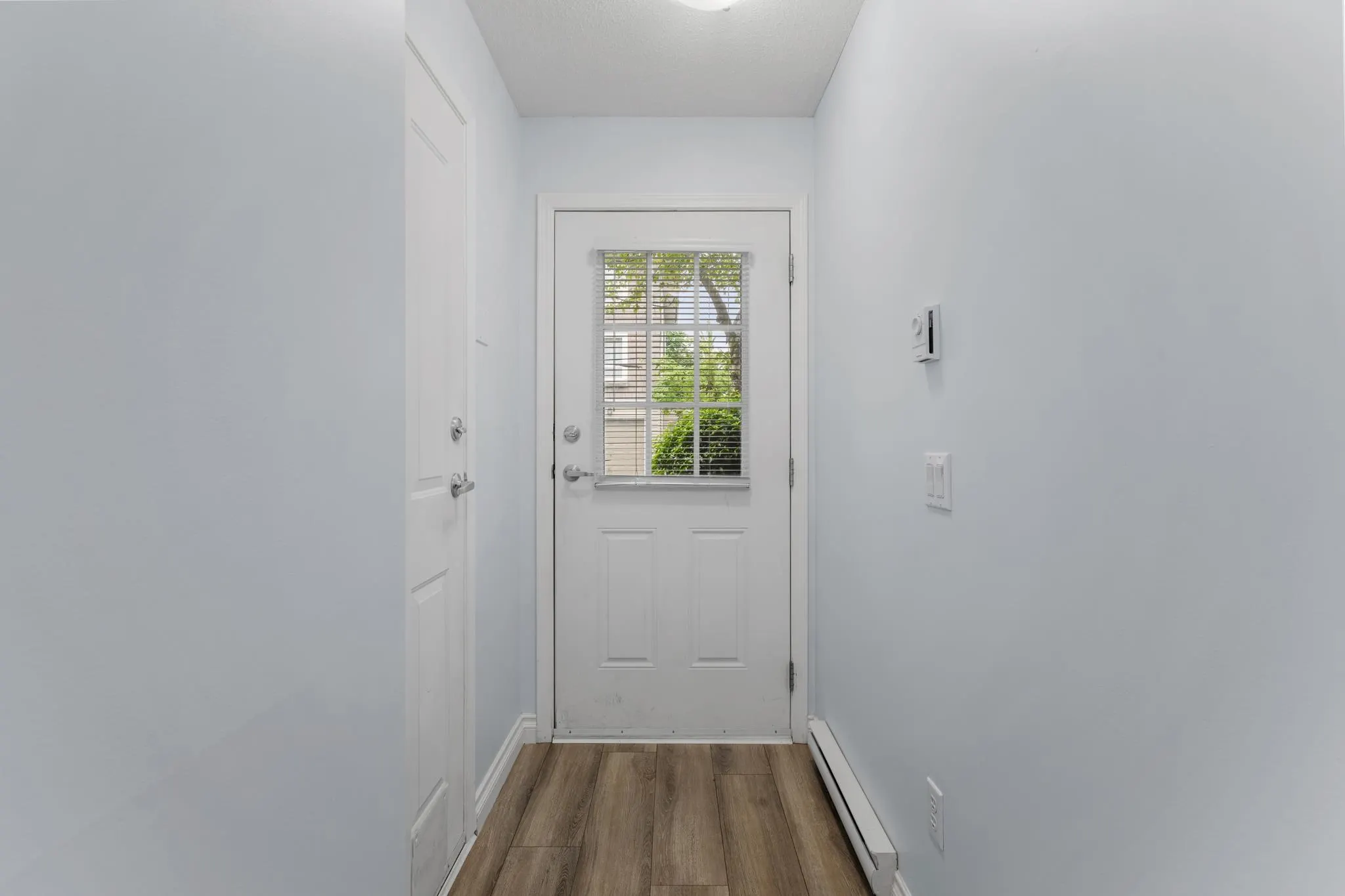 86 6747 203 Street