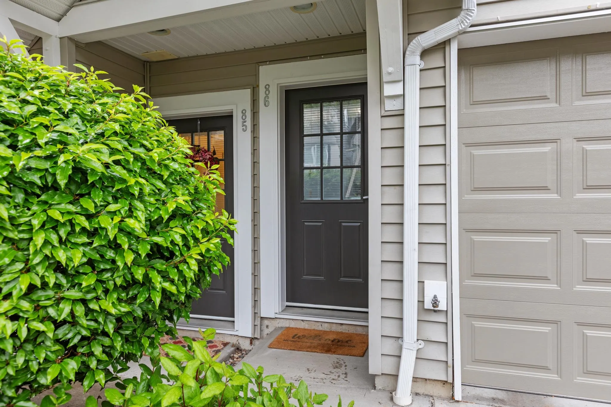 86 6747 203 Street
