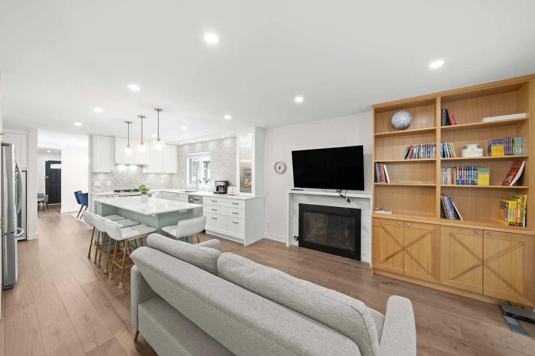860 Ruckle Court