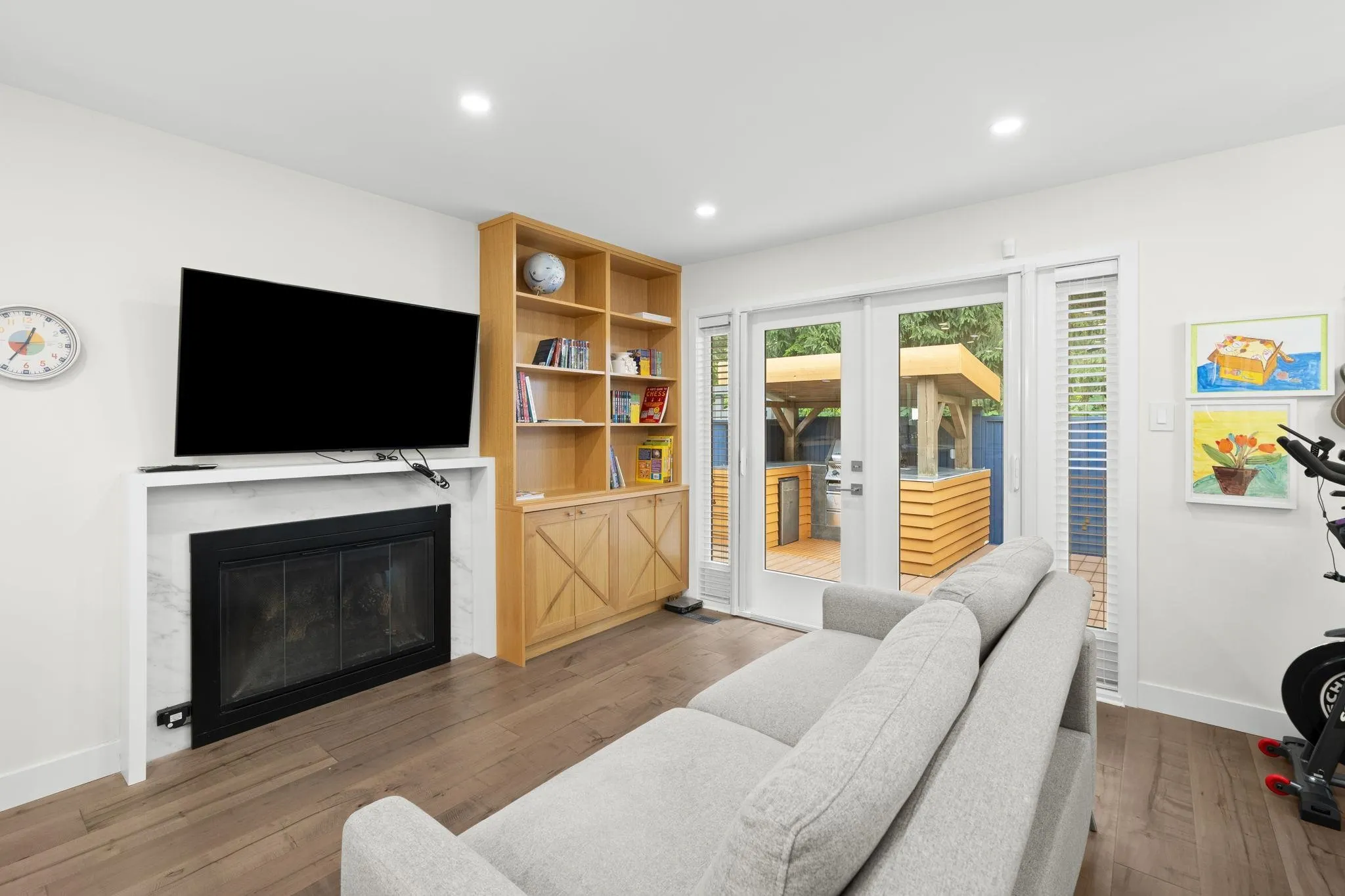 860 Ruckle Court