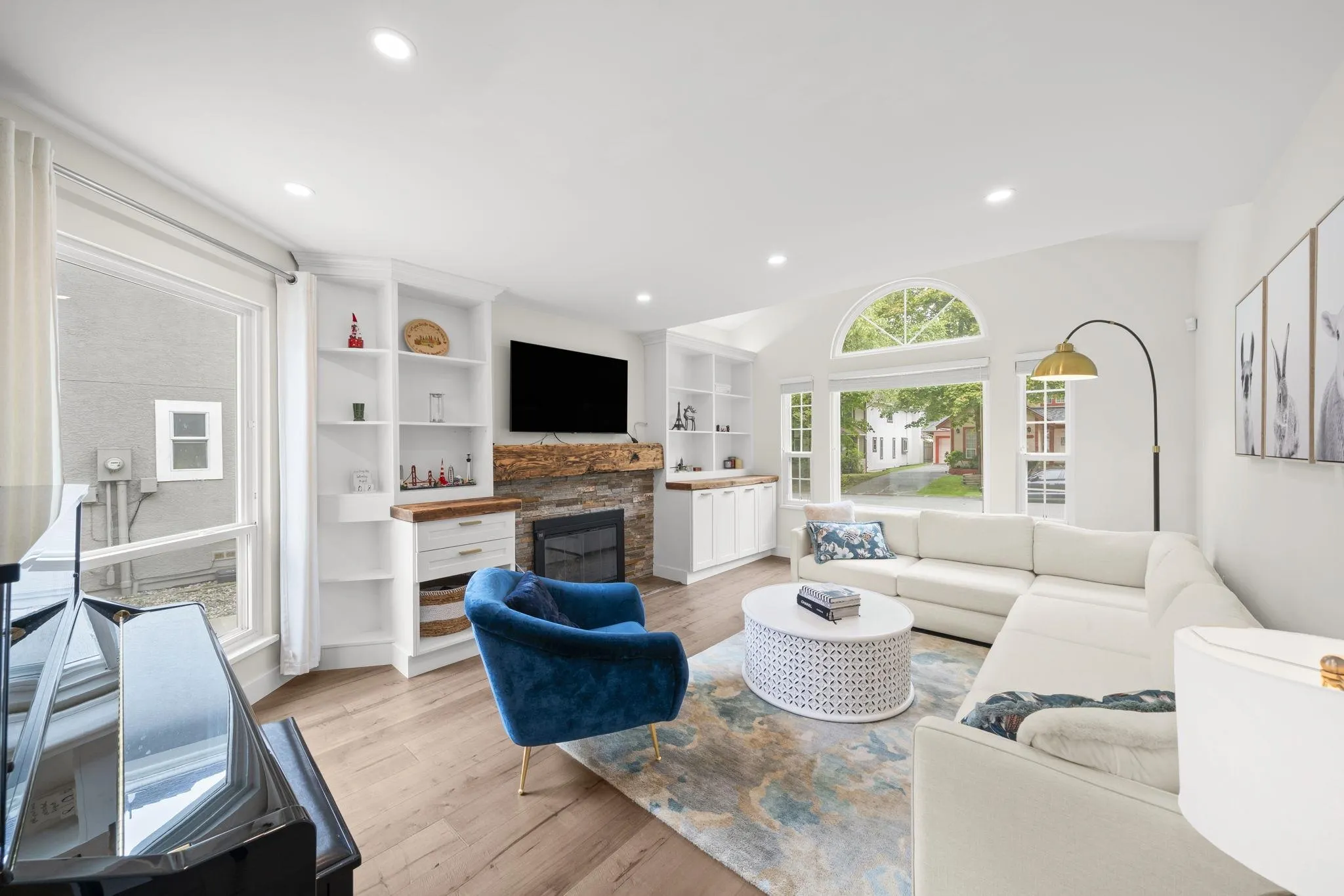 860 Ruckle Court
