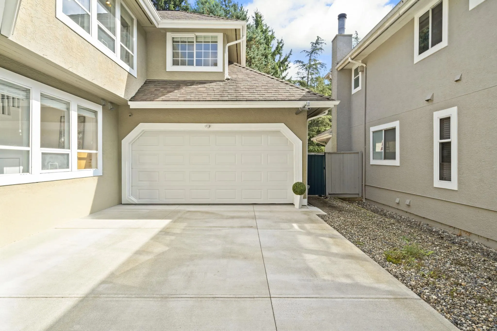 860 Ruckle Court