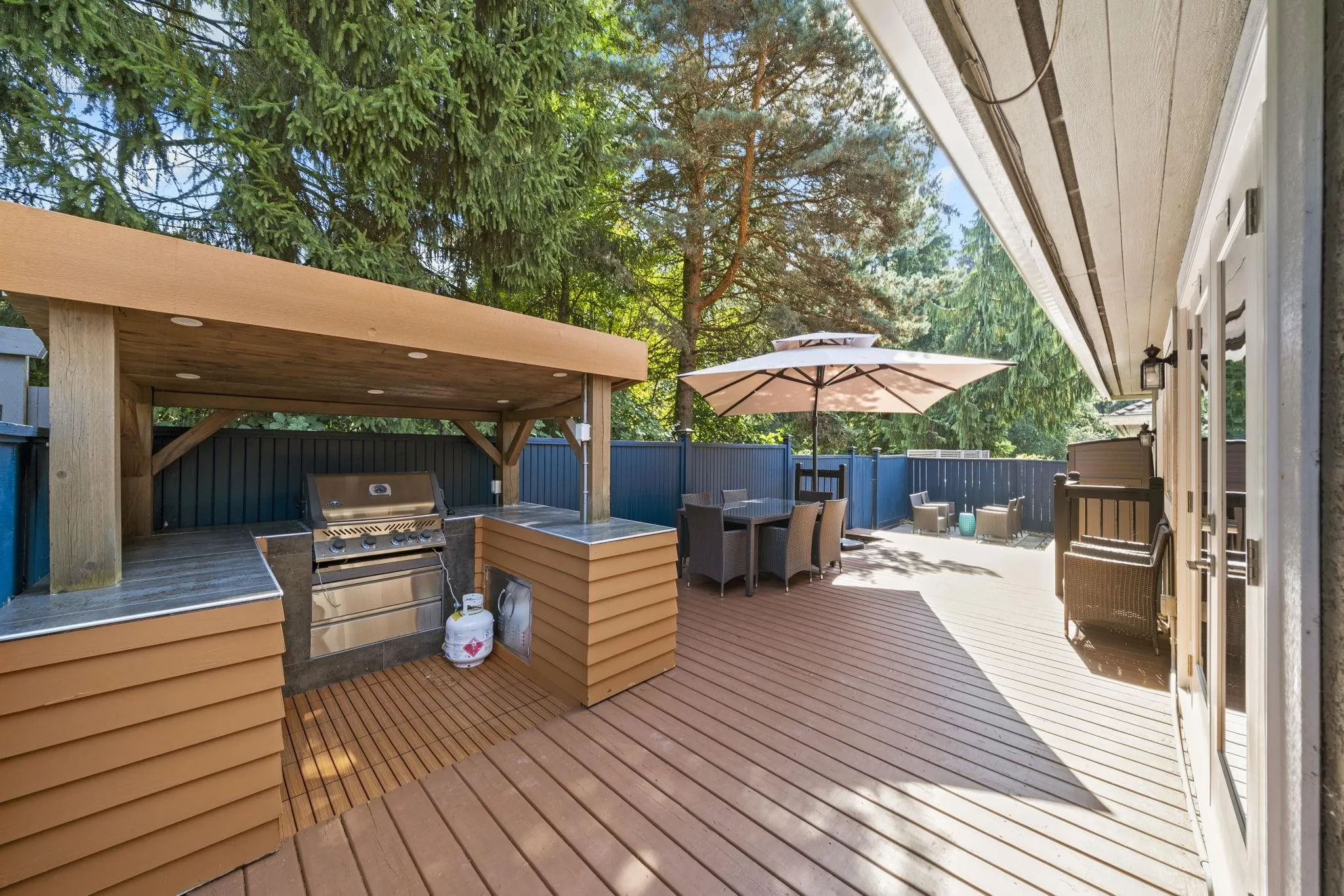 860 Ruckle Court
