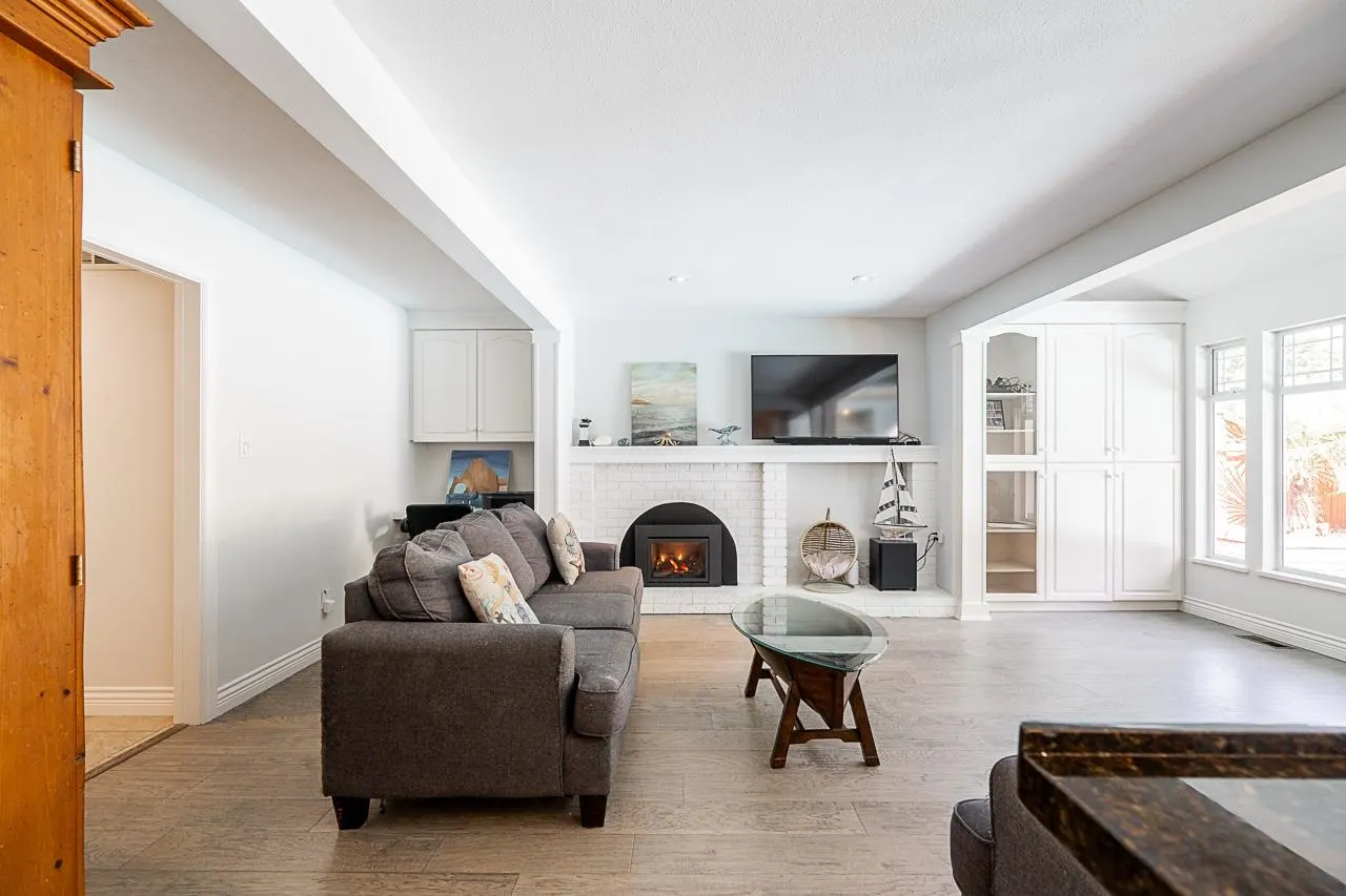 5271 Cambridge Court