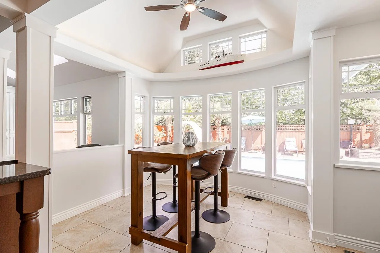 5271 Cambridge Court