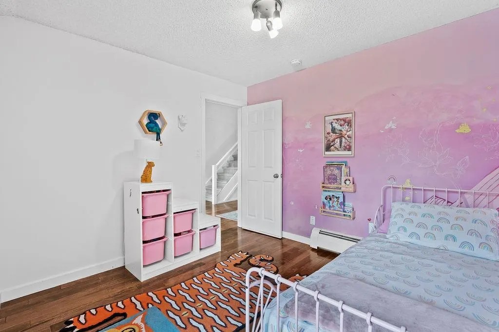 310 1549 Kitchener Street