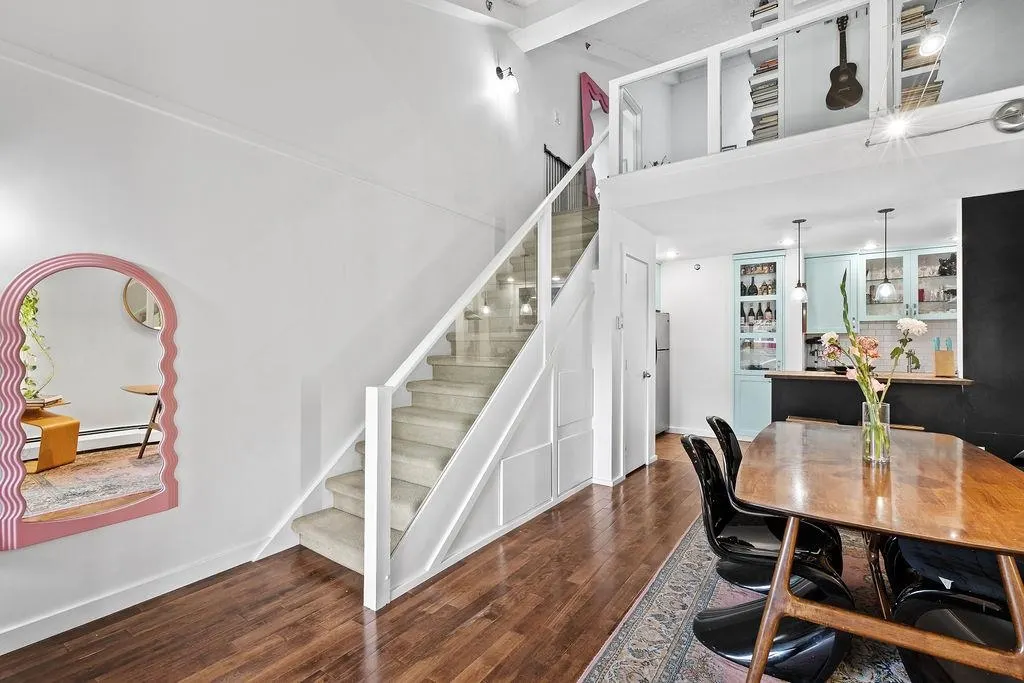 310 1549 Kitchener Street