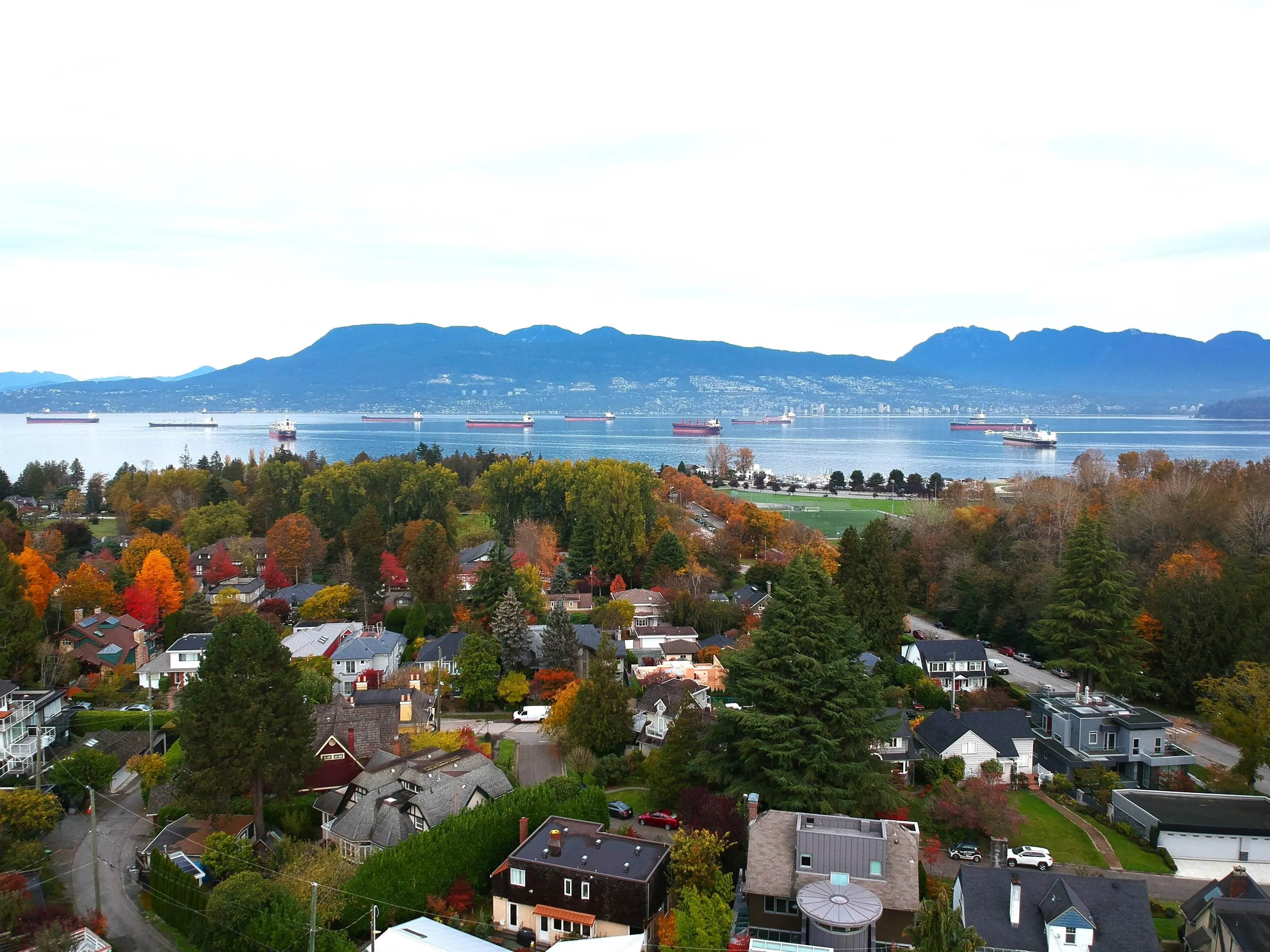 4333 Locarno Crescent