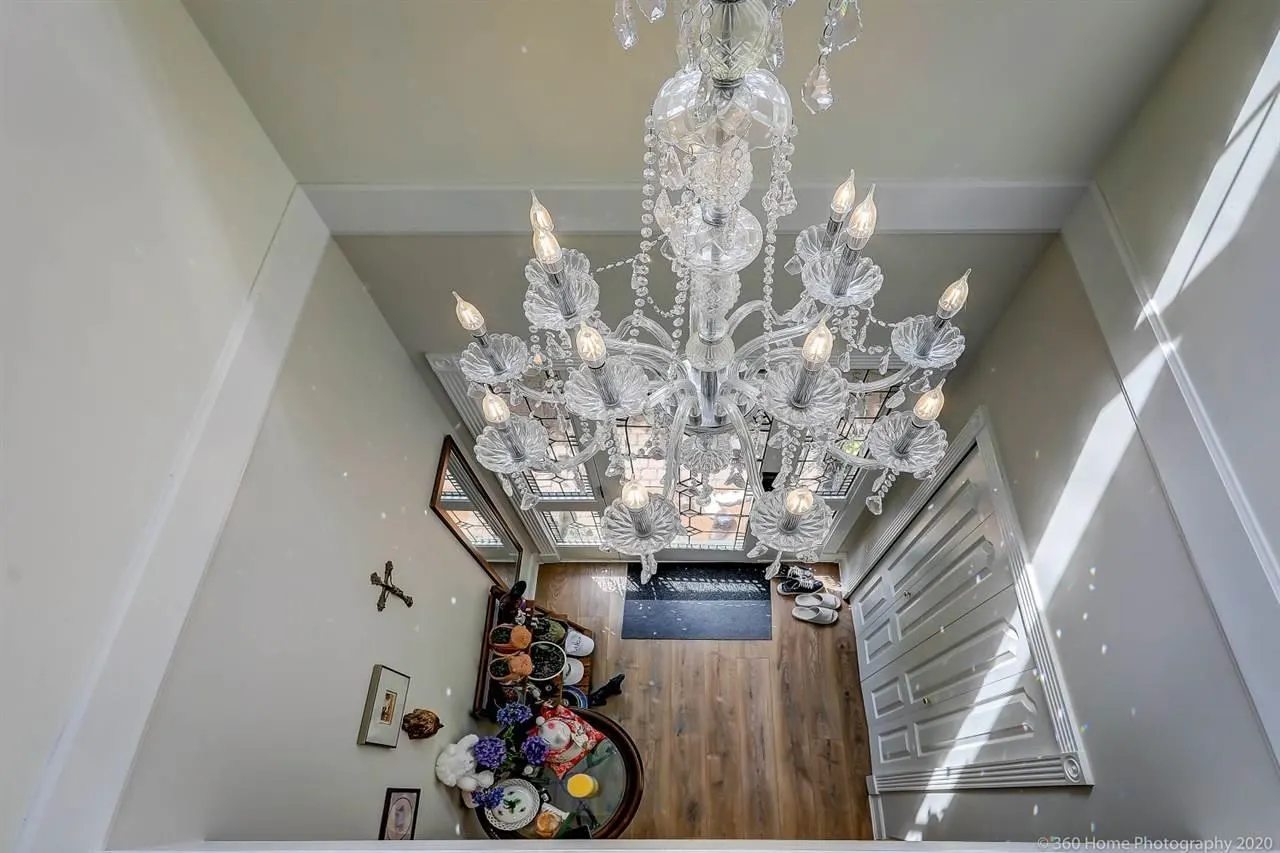 4333 Locarno Crescent