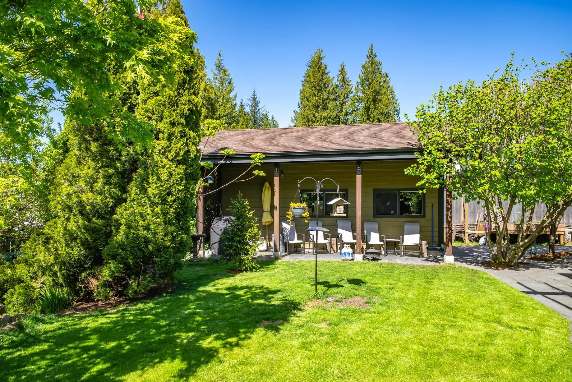 870 Seymour Drive