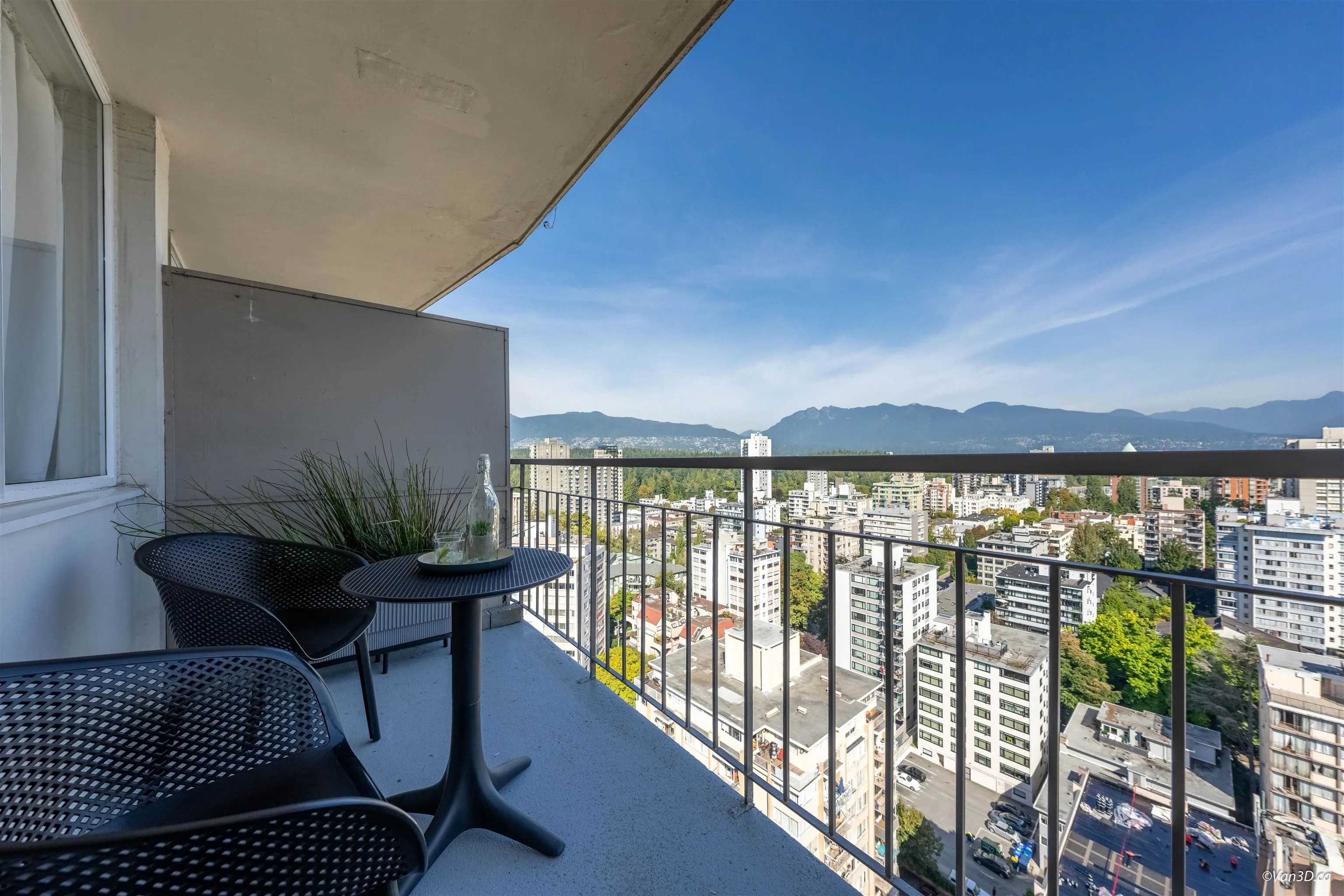 2407 1850 Comox Street