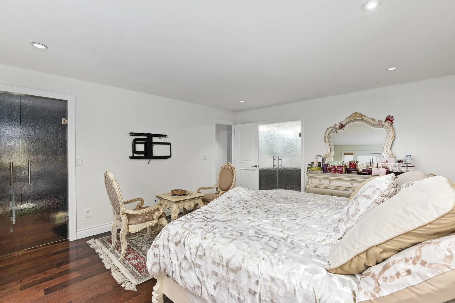 1391 Chartwell Drive