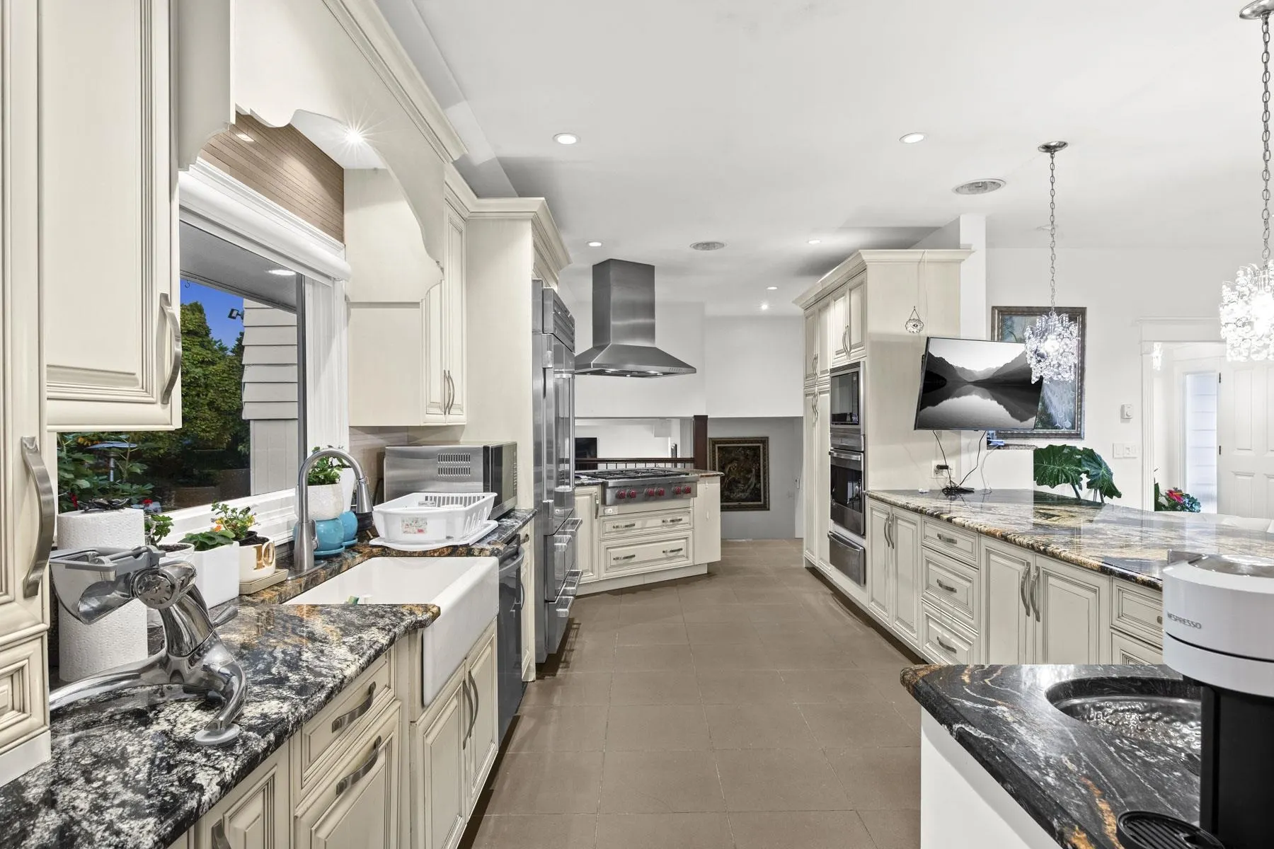 1391 Chartwell Drive