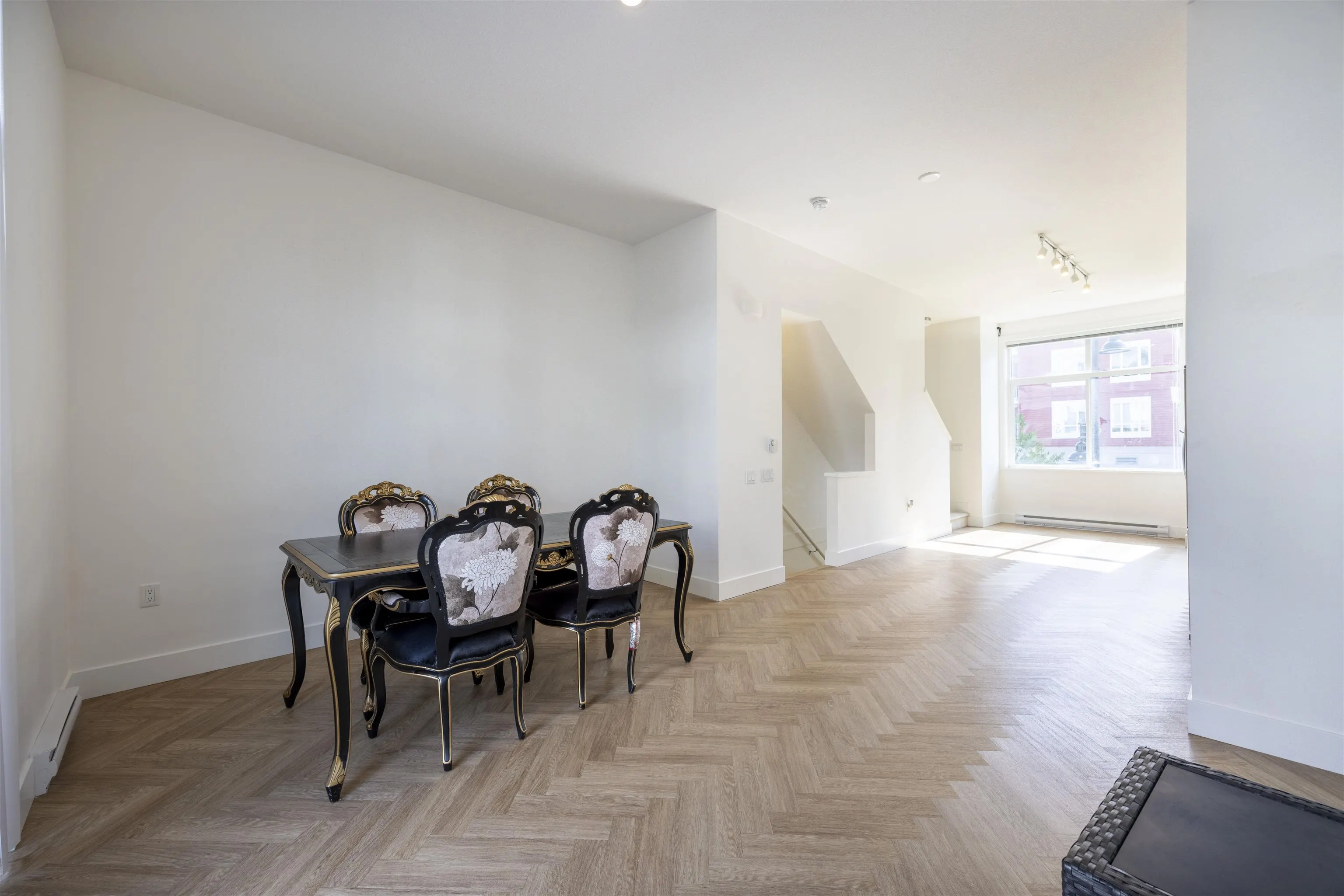 89 17555 57a Avenue