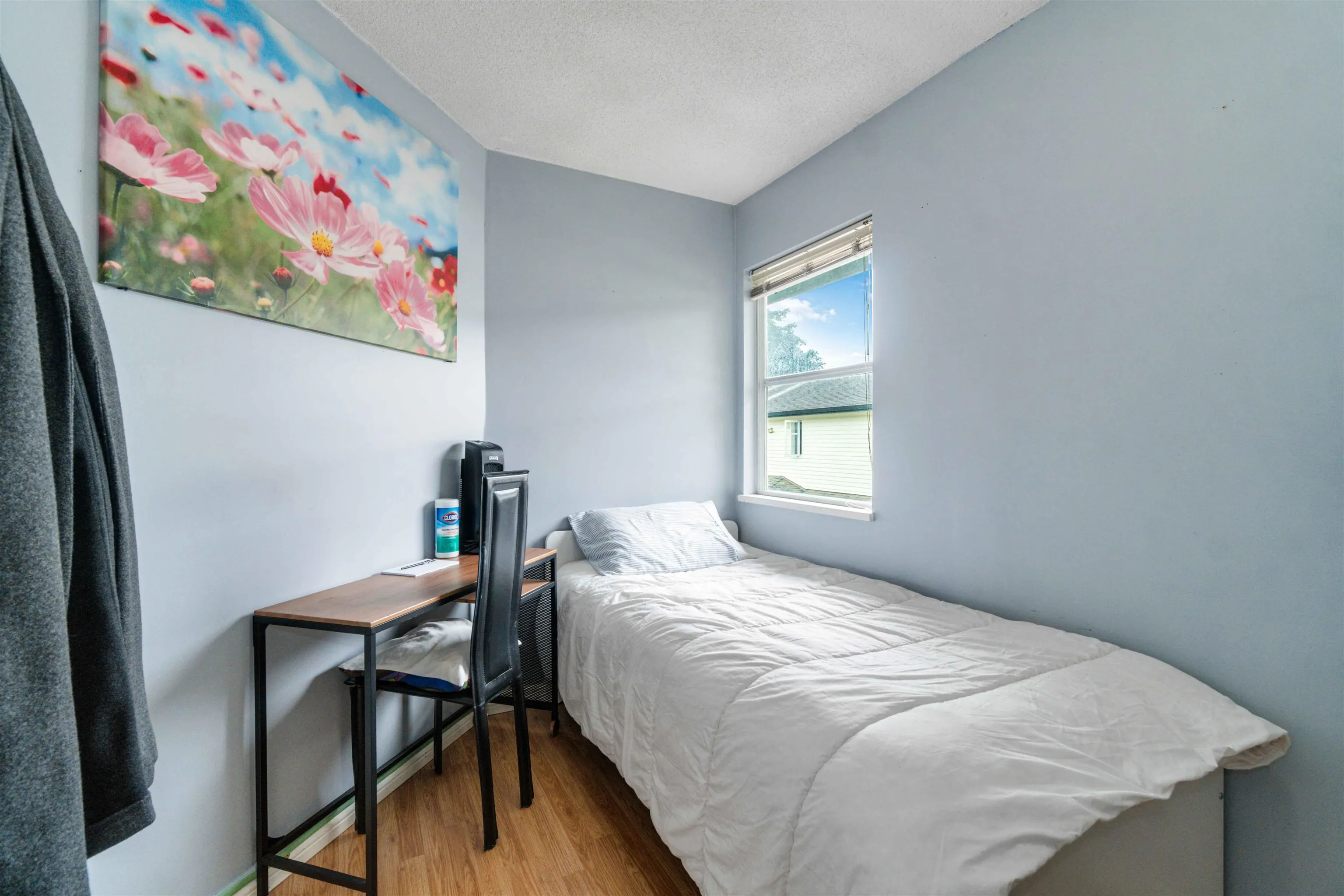 4 7131 Garden City Road