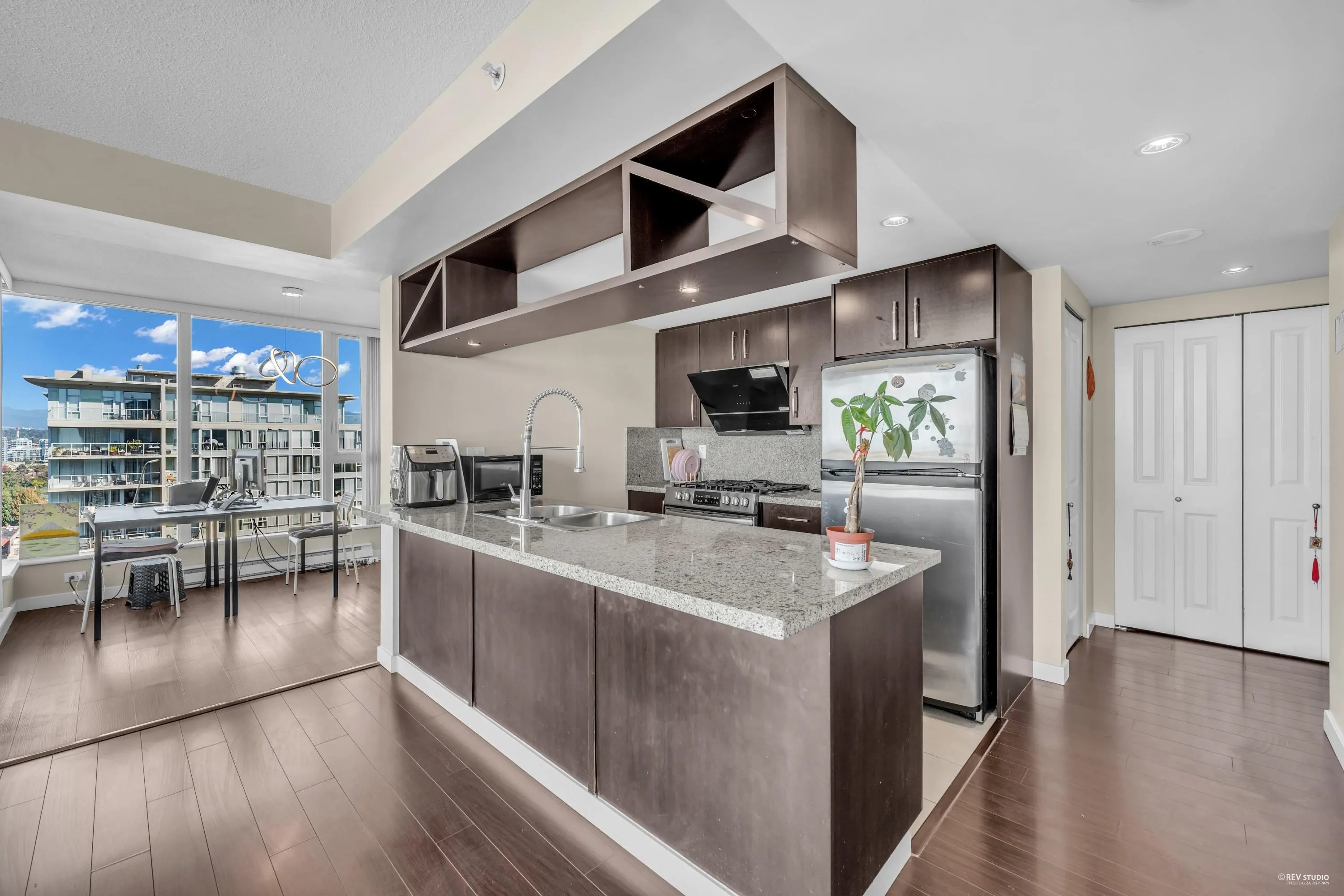 1801 5088 Kwantlen Street