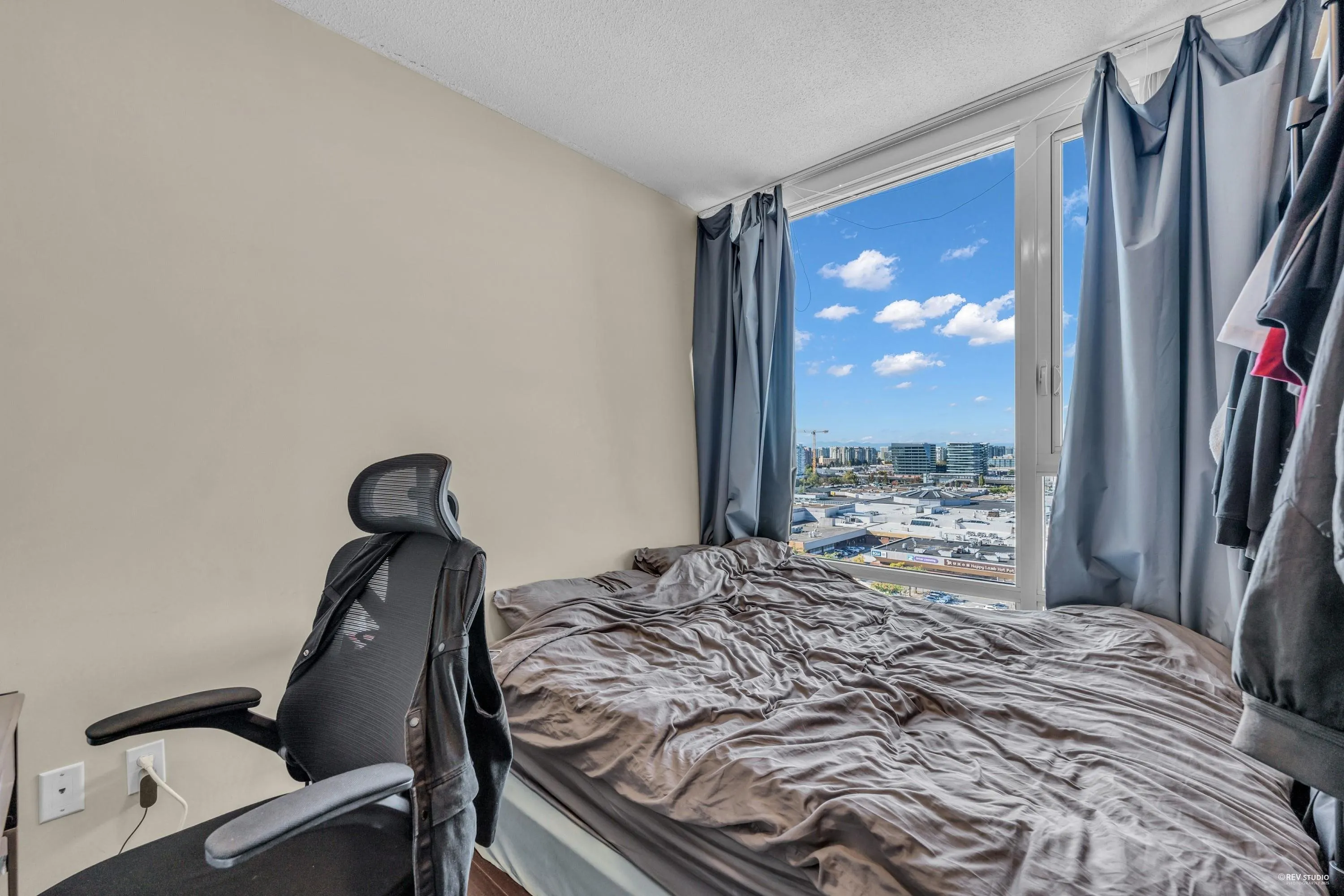 1801 5088 Kwantlen Street