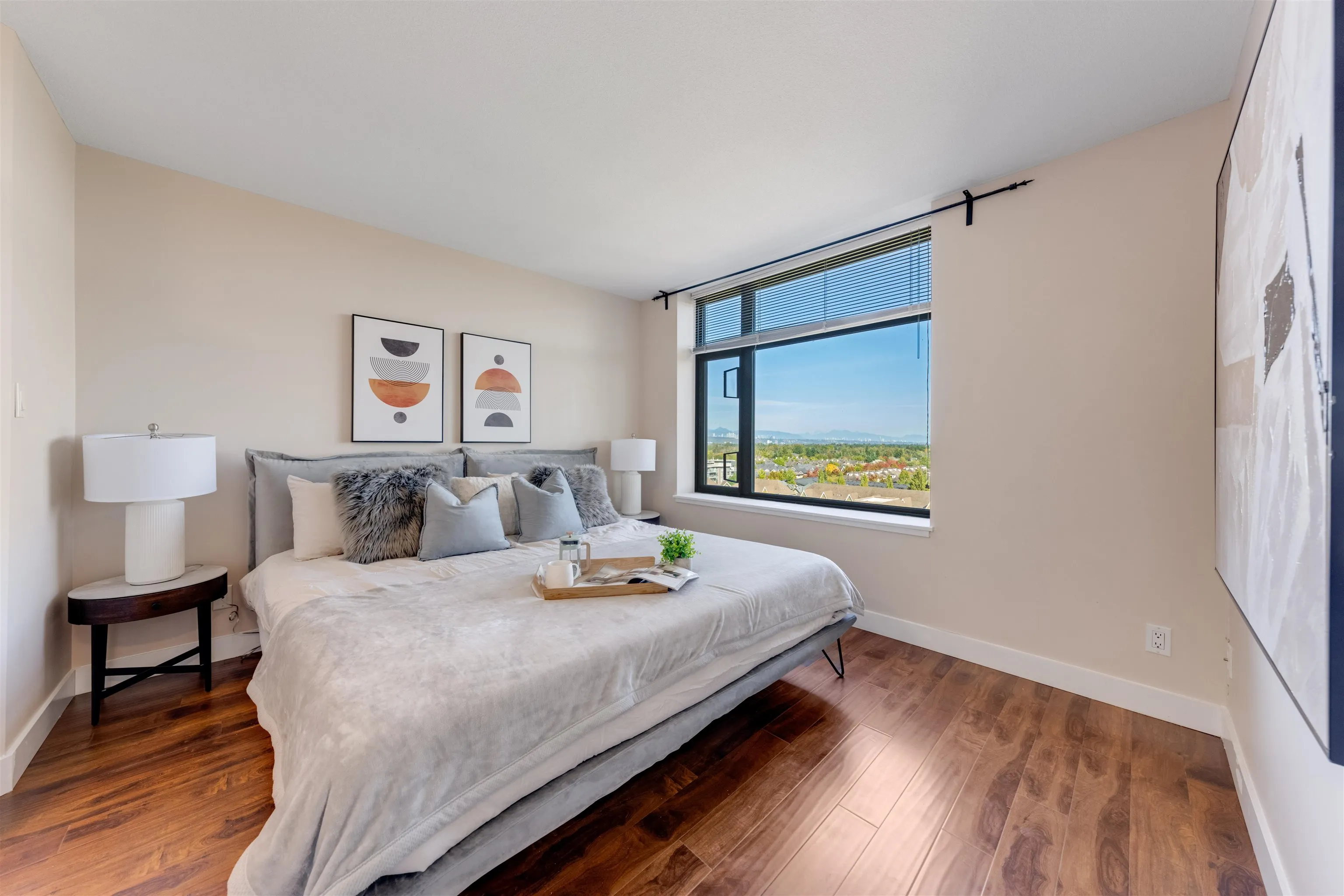 1201 6333 Katsura Street