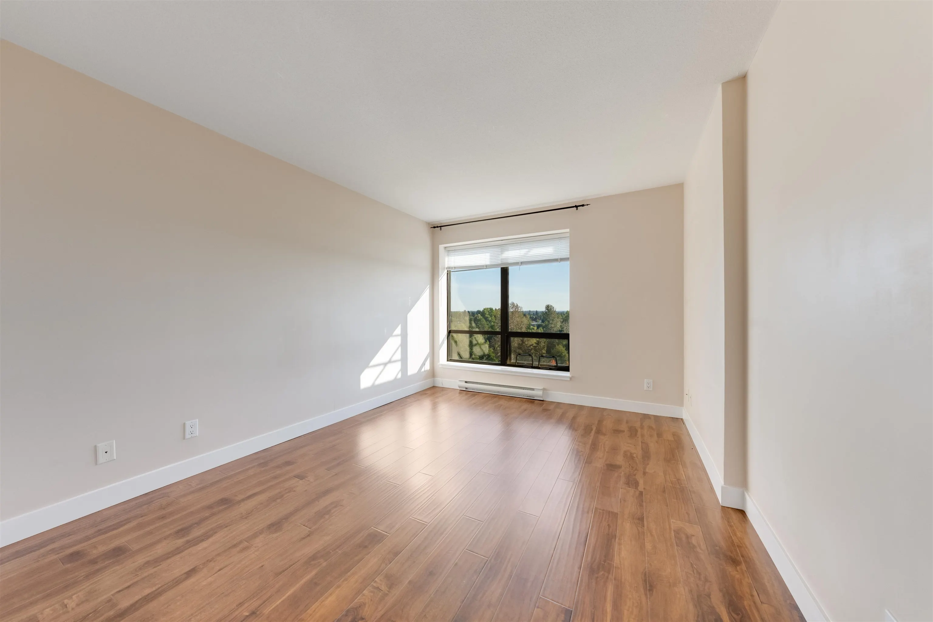 1201 6333 Katsura Street