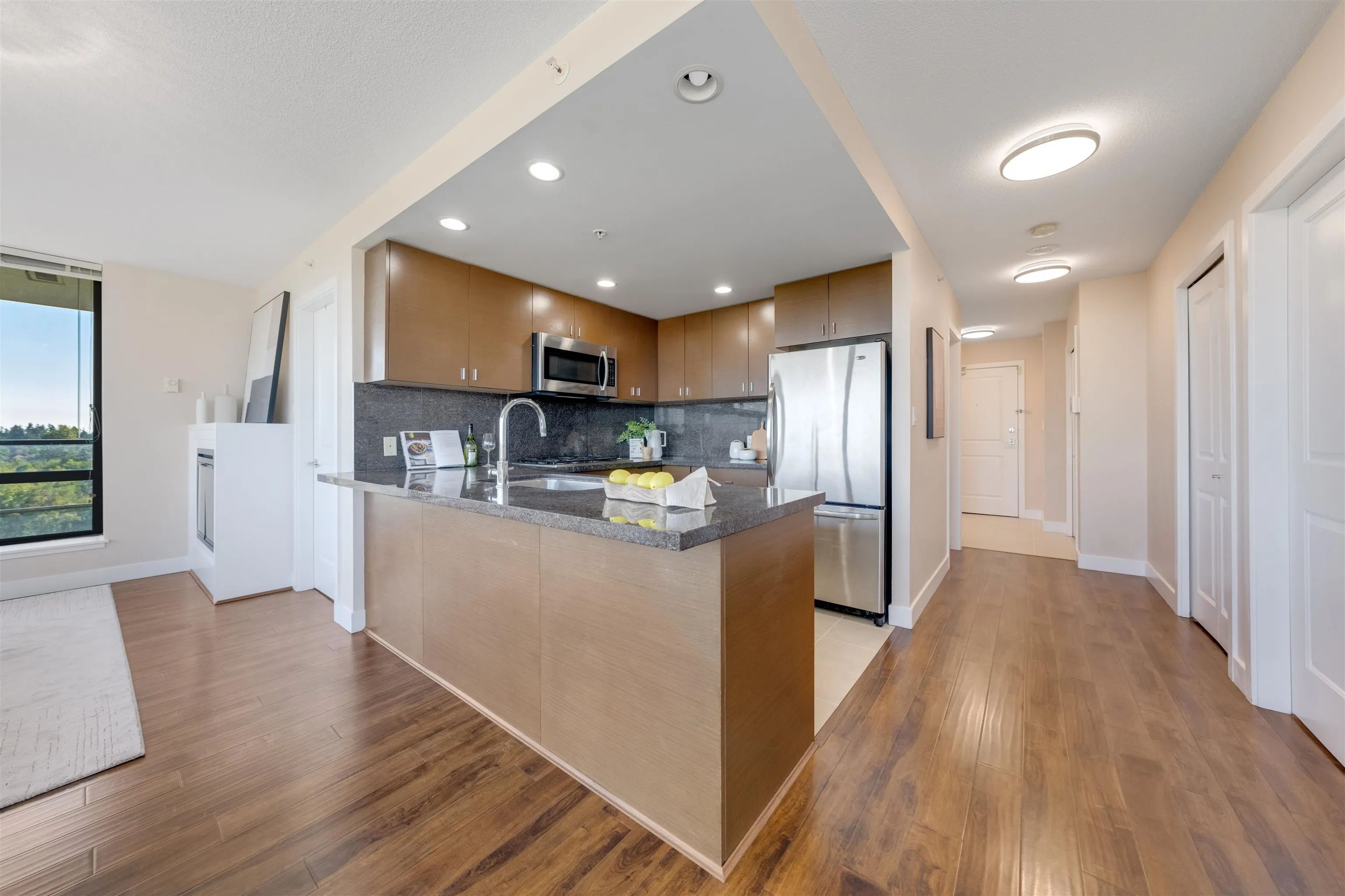 1201 6333 Katsura Street