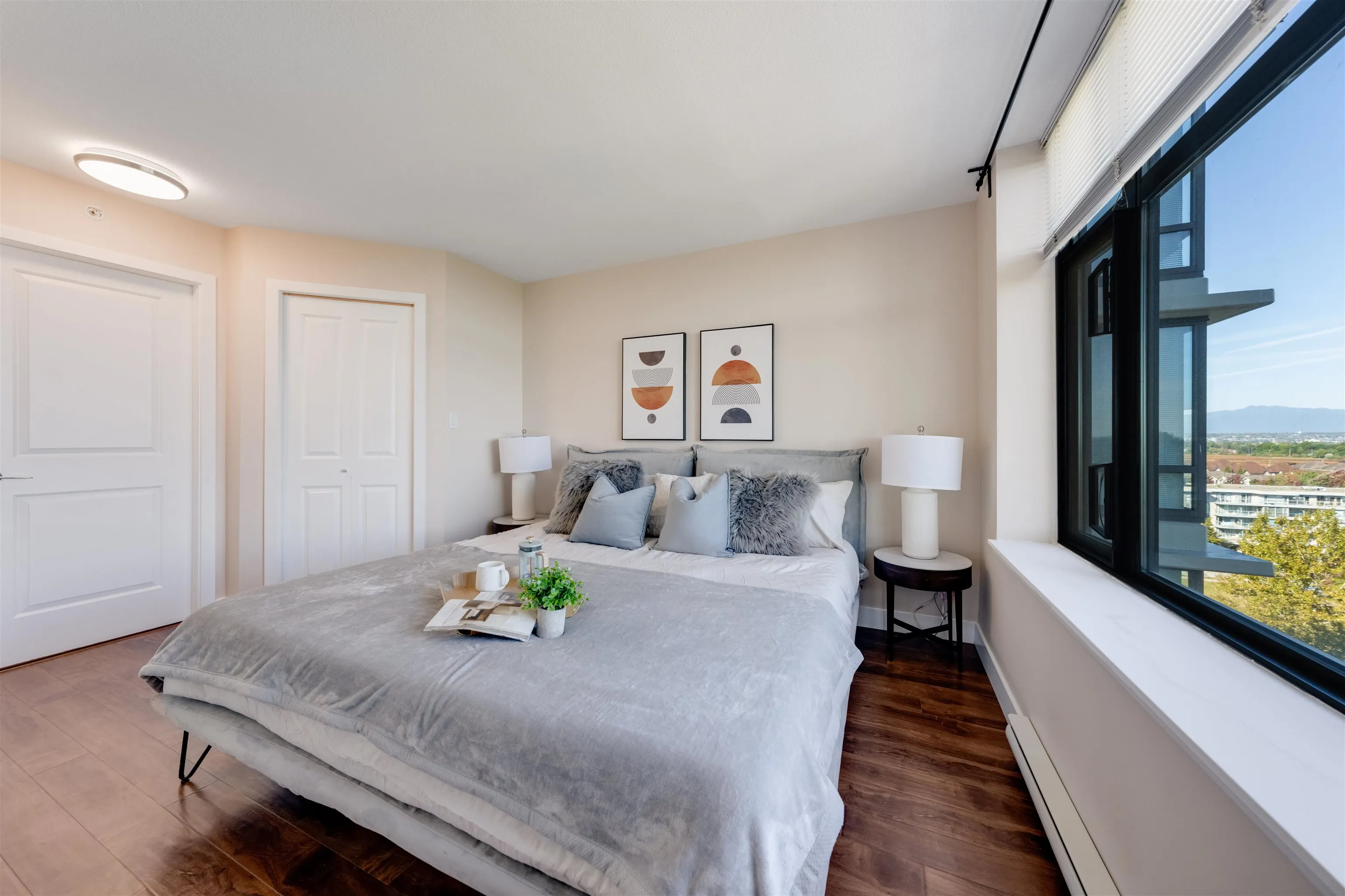 1201 6333 Katsura Street