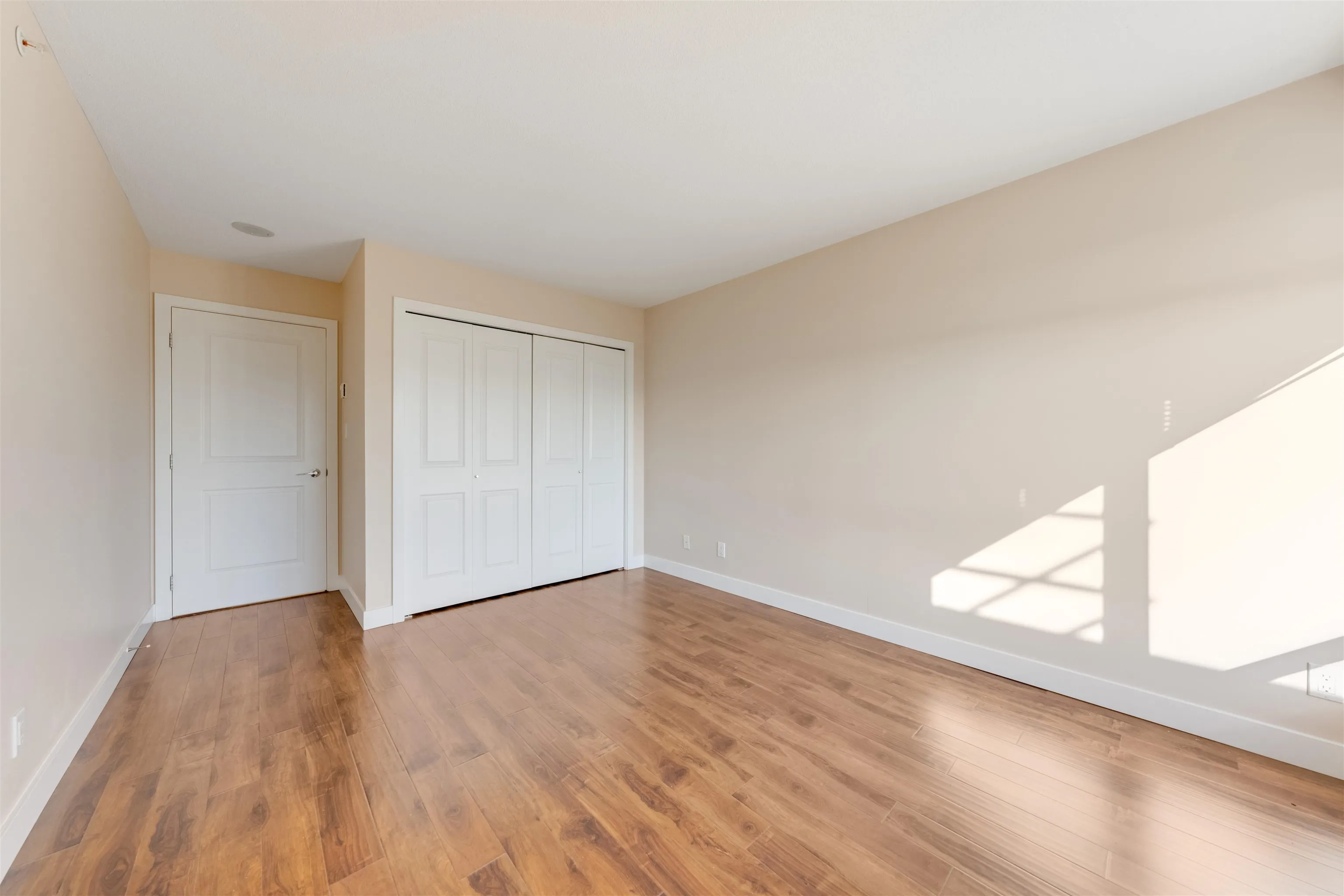 1201 6333 Katsura Street