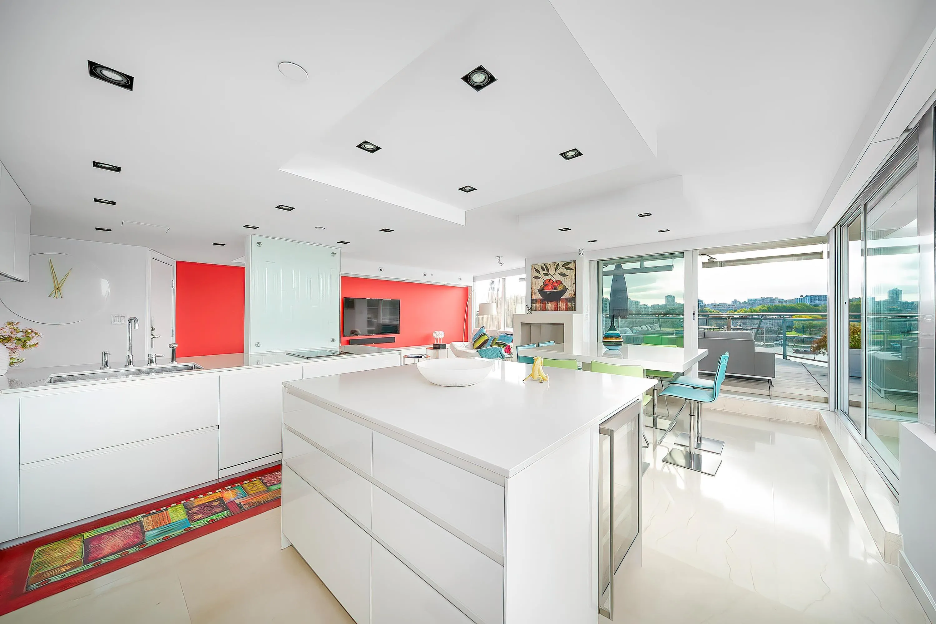606 1288 Marinaside Crescent